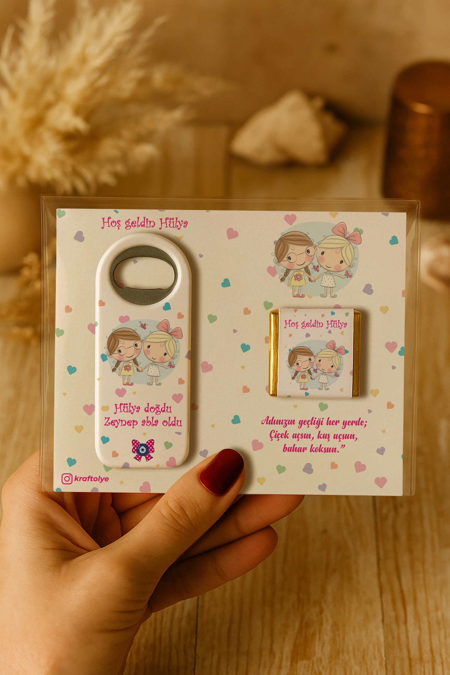 Abla Kız Kardeş Temalı Çikolatalı Uzun Açacak Magnet