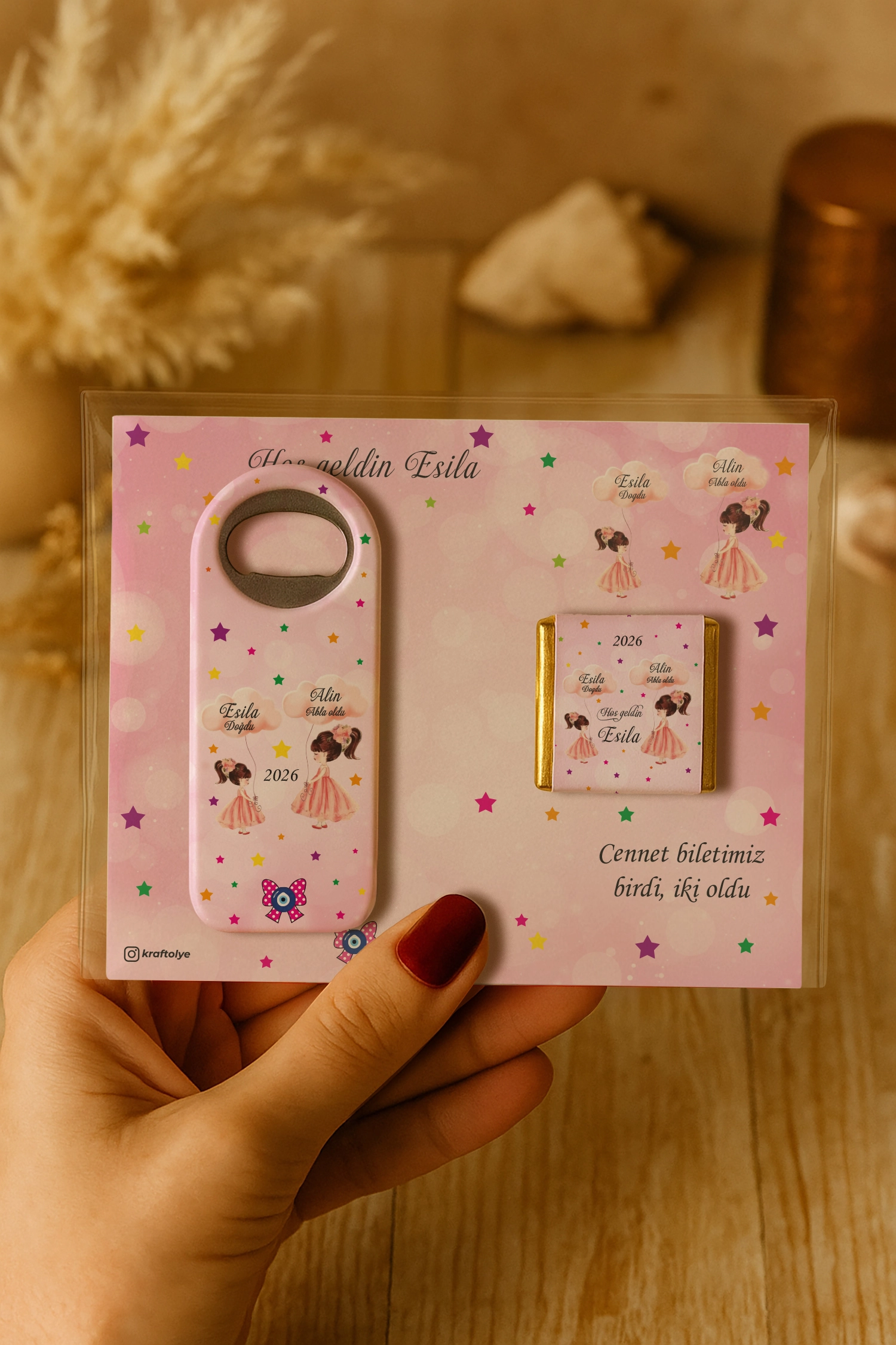 Abla Kız Kardeş Temalı Çikolatalı Uzun Açacak Magnet