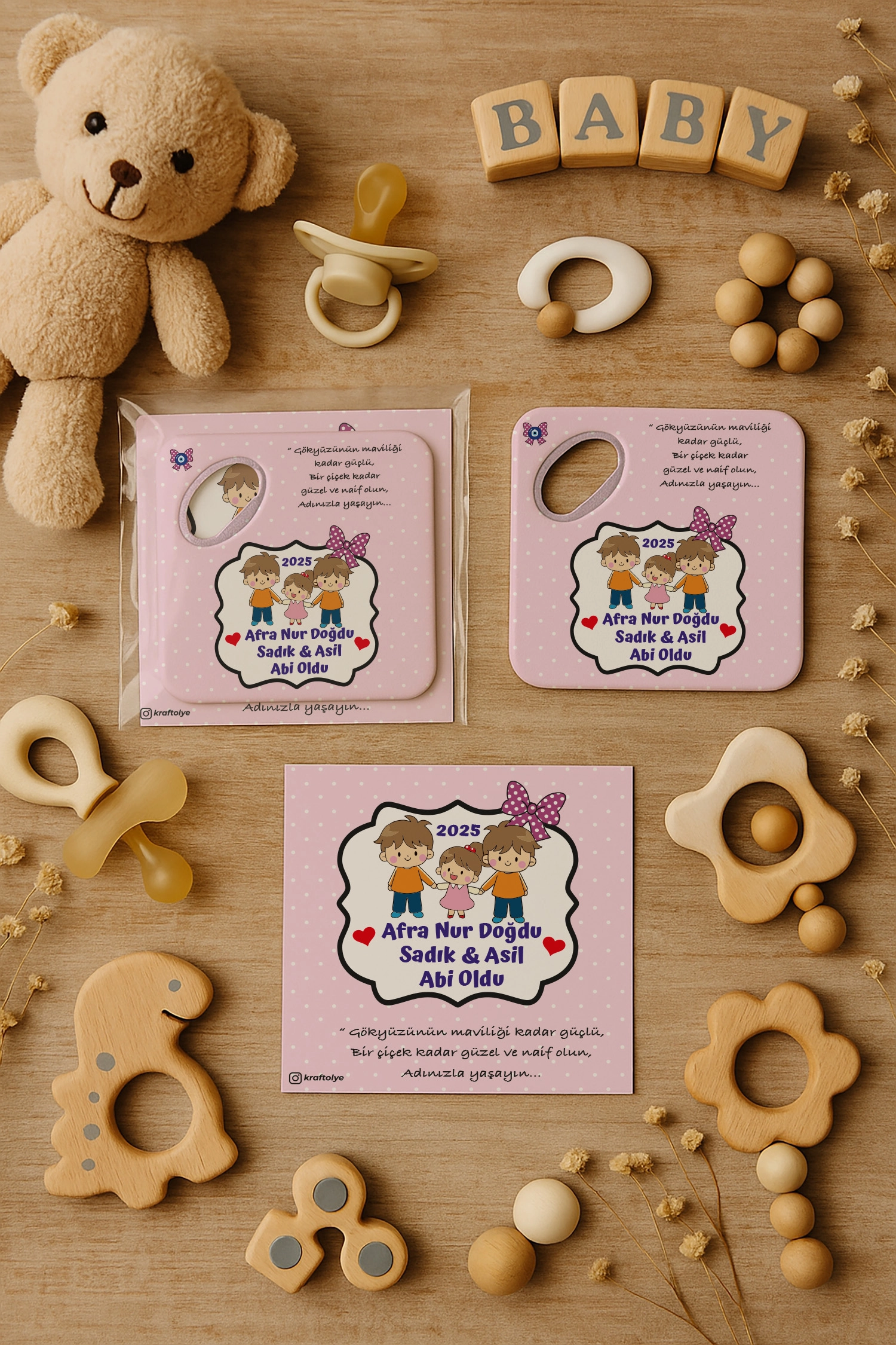 Abi Kız Kardeş Temalı Kartlı Kare Açacak Magnet