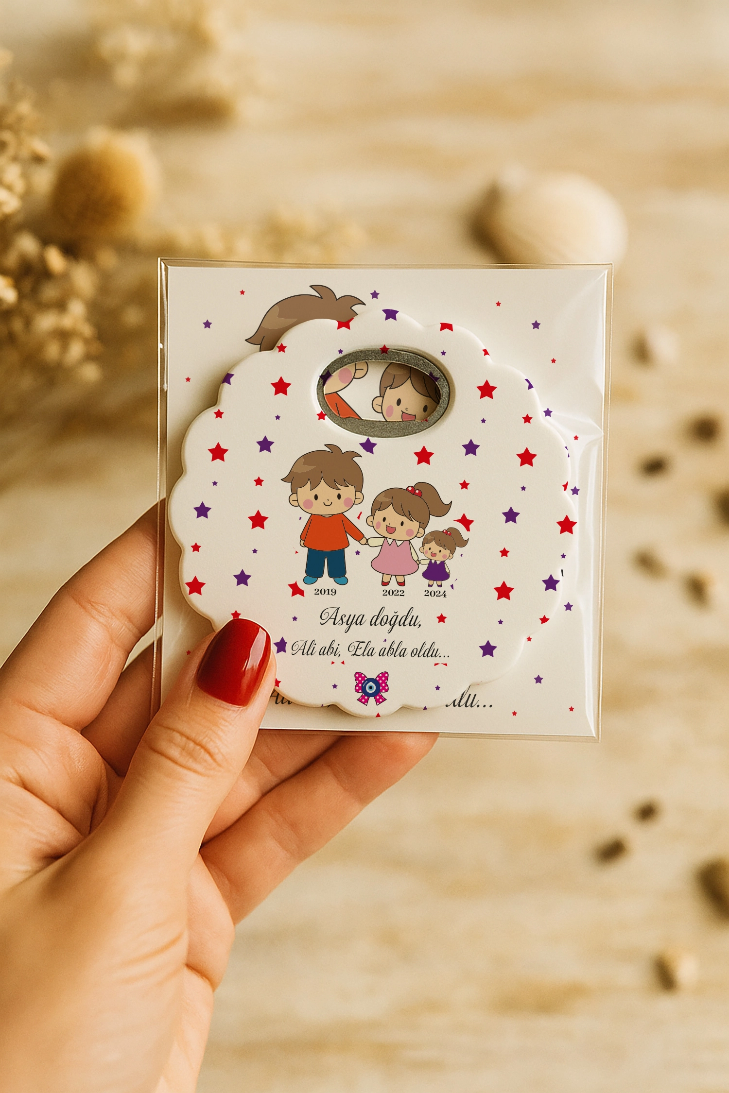 Abi Kız Kardeş Temalı Kartlı Papatya Açacak Magnet