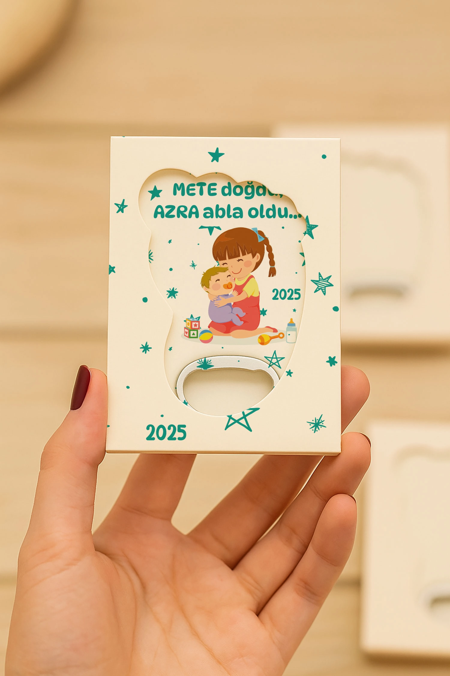 Abla Erkek Kardeş Temalı Mühürlü Kutulu Ayak İzi Açacak Magnet