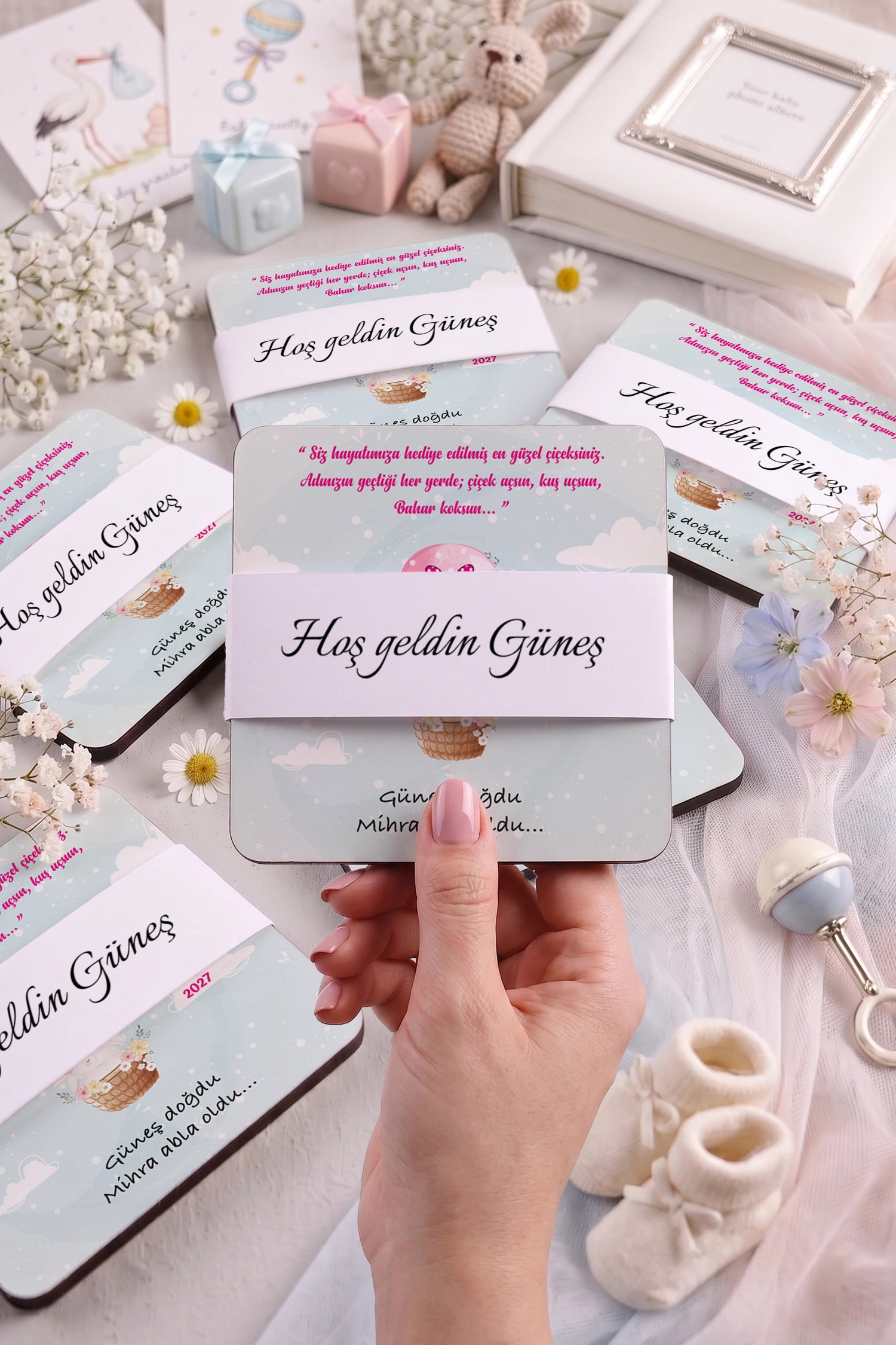 Abla Kız Kardeş Temalı Ahşap Bardak Altlığı