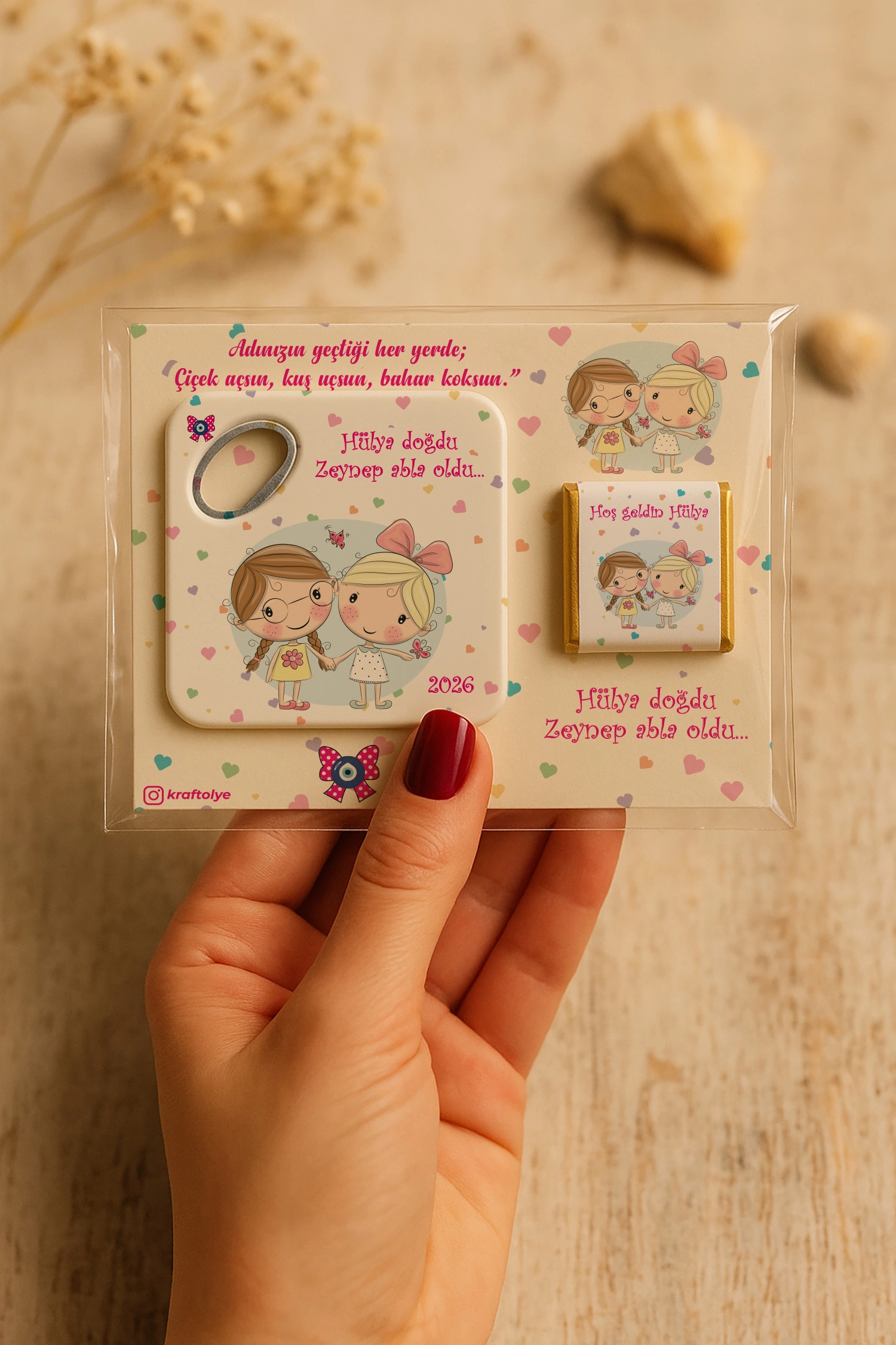 Abla Kız Kardeş Temalı Çikolatalı Kare Açacak Magnet