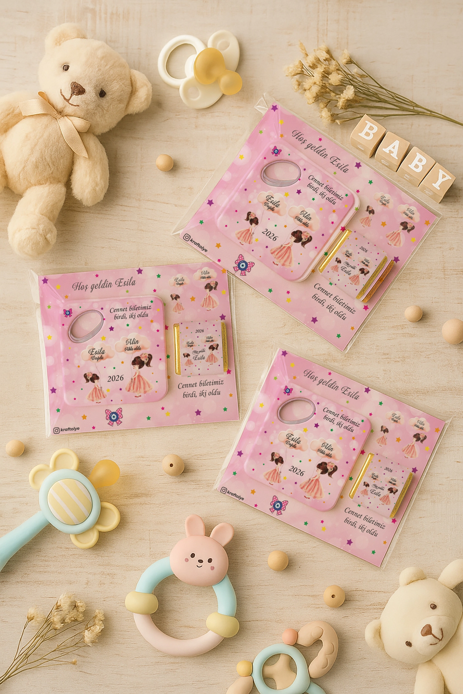 Abla Kız Kardeş Temalı Çikolatalı Kare Açacak Magnet