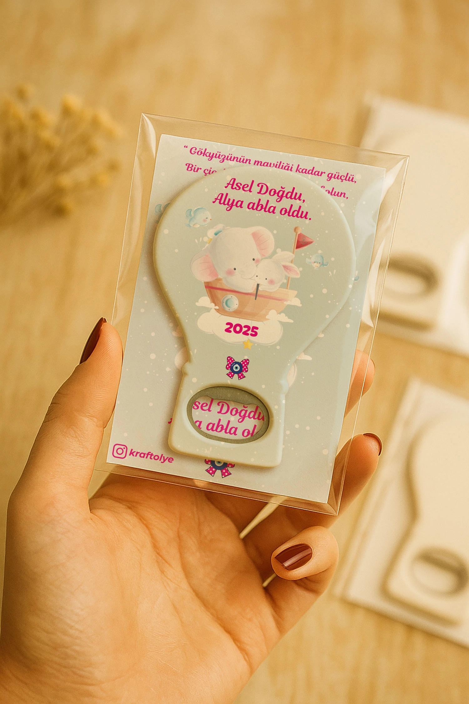 Abla Kız Kardeş Temalı Kartlı Balon Açacak Magnet