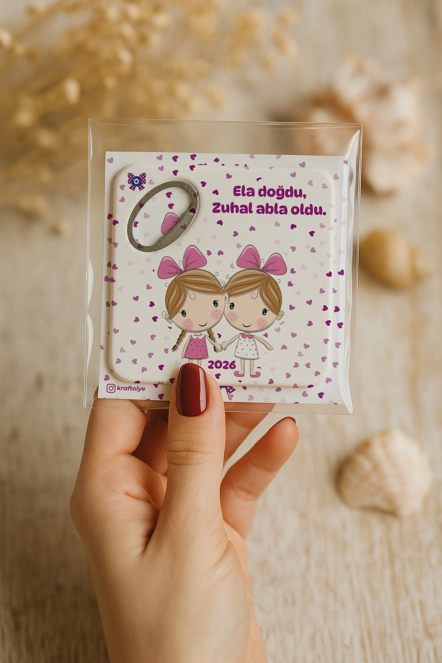Abla Kız Kardeş Temalı Kartlı Kare Açacak Magnet