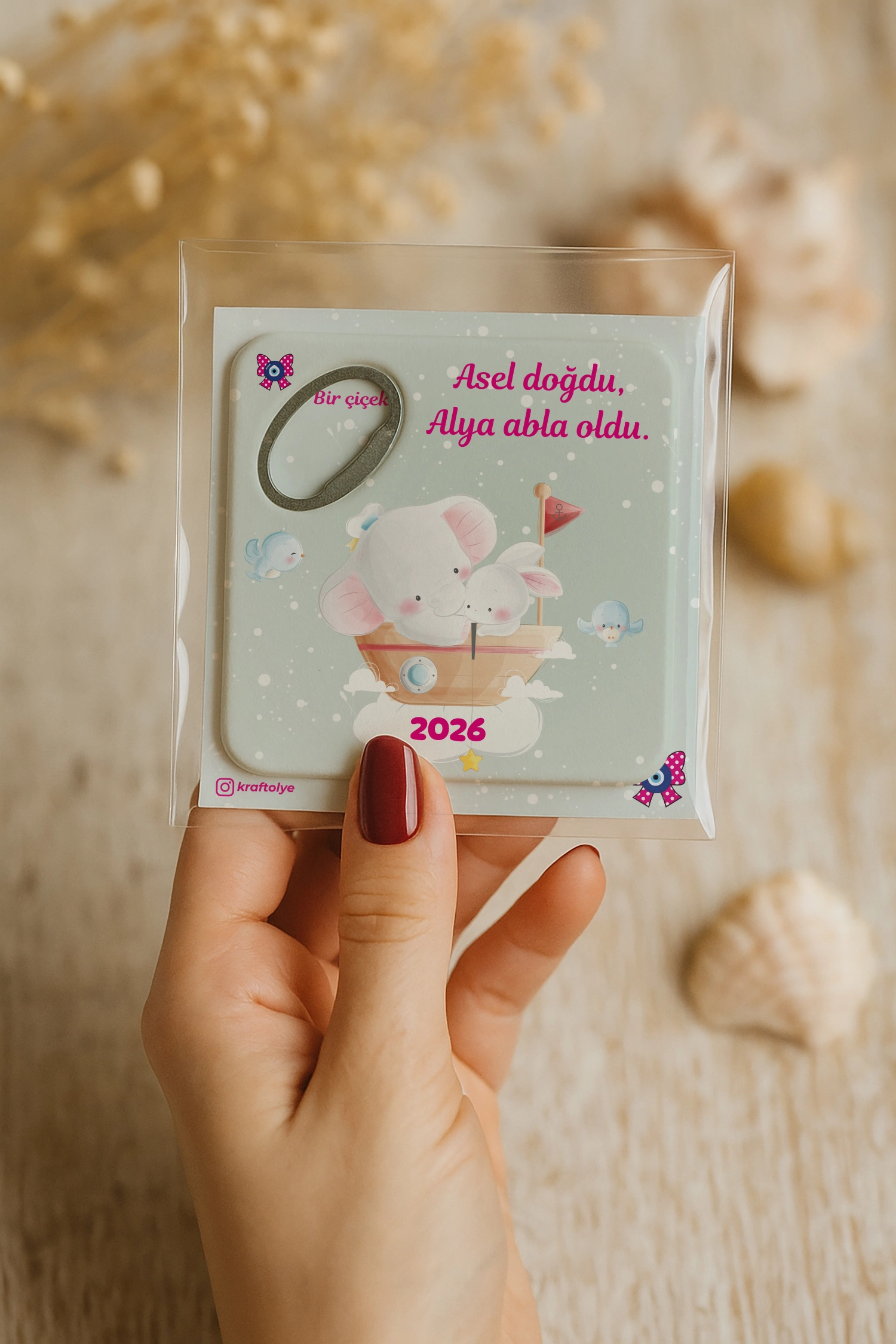 Abla Kız Kardeş Temalı Kartlı Kare Açacak Magnet