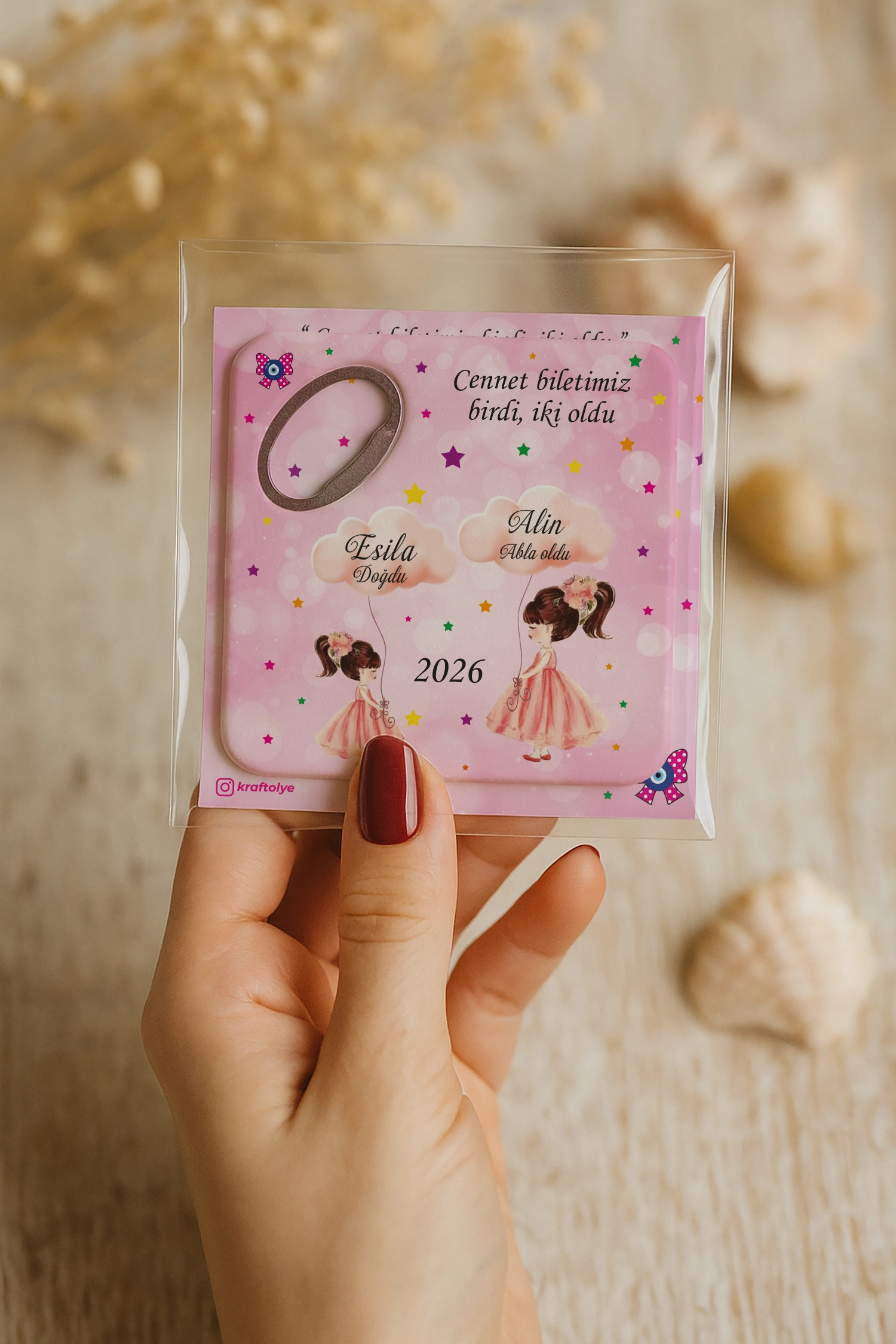 Abla Kız Kardeş Temalı Kartlı Kare Açacak Magnet