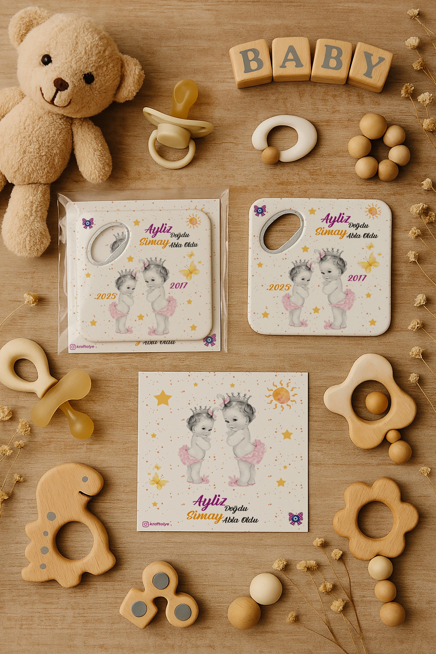 Abla Kız Kardeş Temalı Kartlı Kare Açacak Magnet