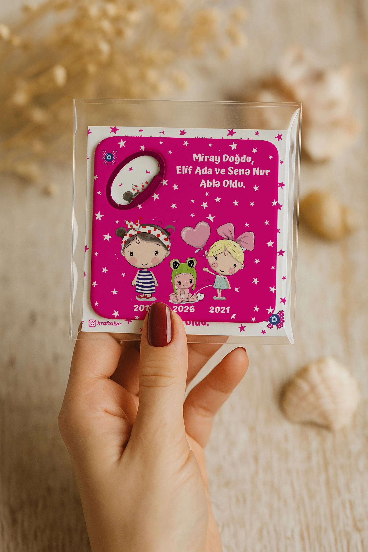 Abla Kız Kardeş Temalı Kartlı Kare Açacak Magnet