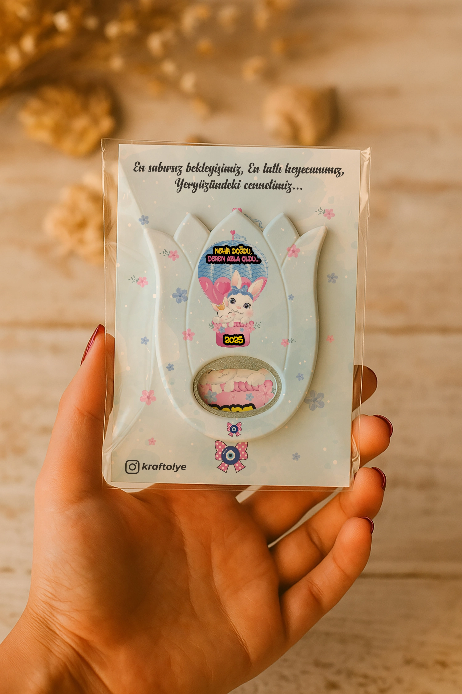Abla Kız Kardeş Temalı Kartlı Lale Açacak Magnet