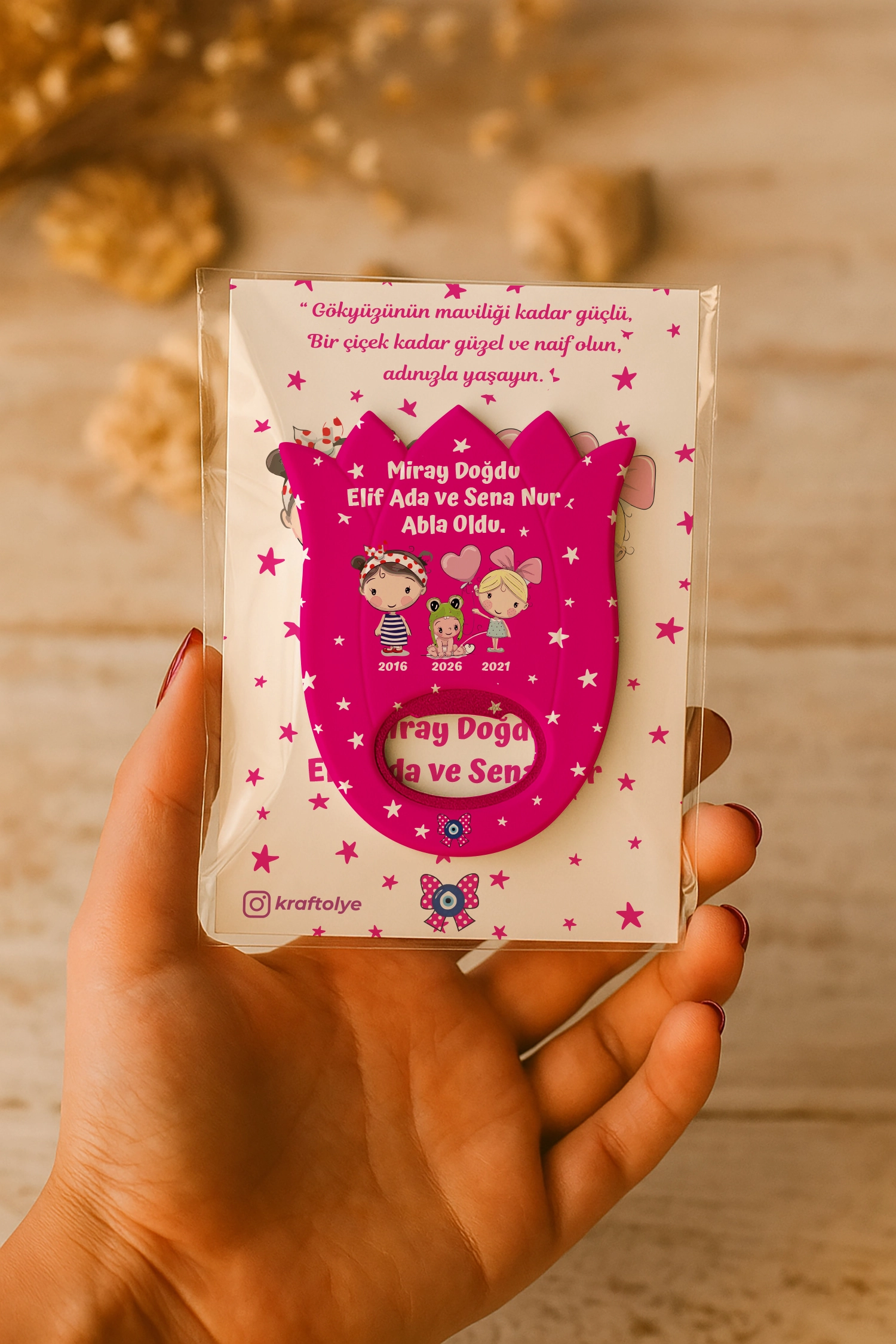 Abla Kız Kardeş Temalı Kartlı Lale Açacak Magnet