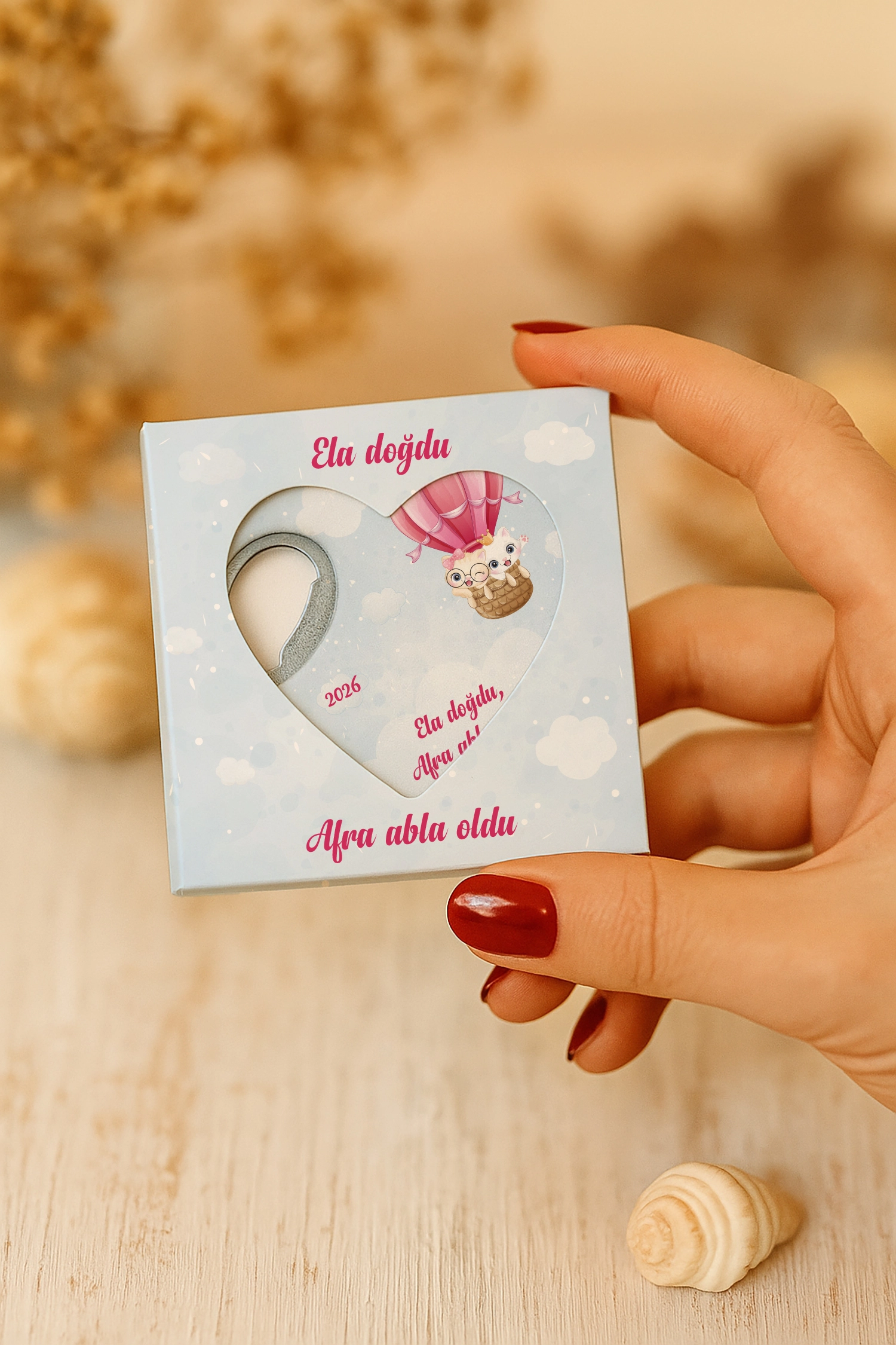 Abla Kız Kardeş Temalı Kutulu Kalp Açacak Magnet