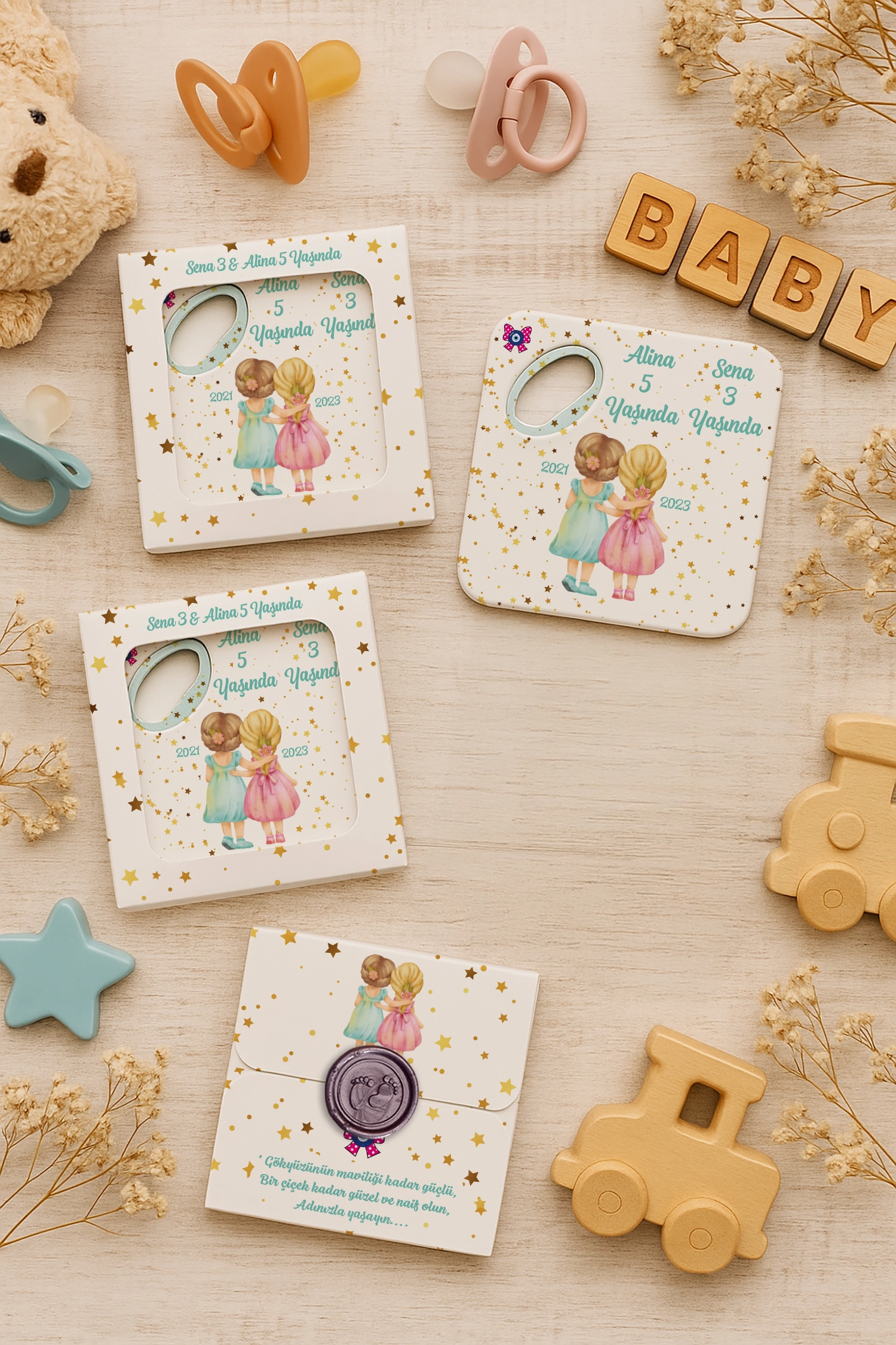 Abla Kız Kardeş Temalı Mühürlü Kare Açacak Magnet