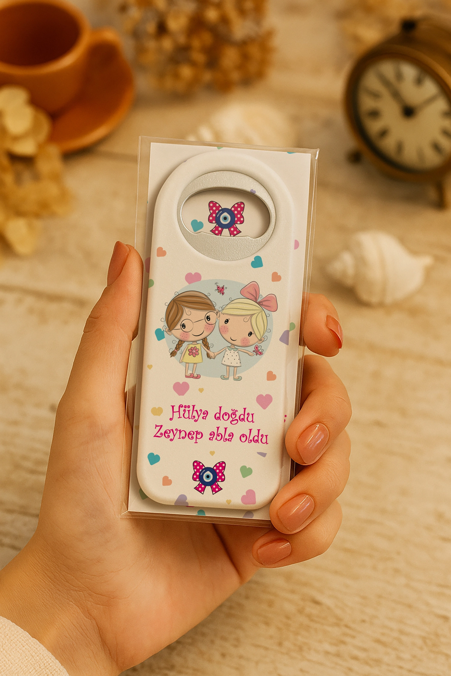 Abla Kız Kardeş Temalı Kartlı Uzun Açacak Magnet