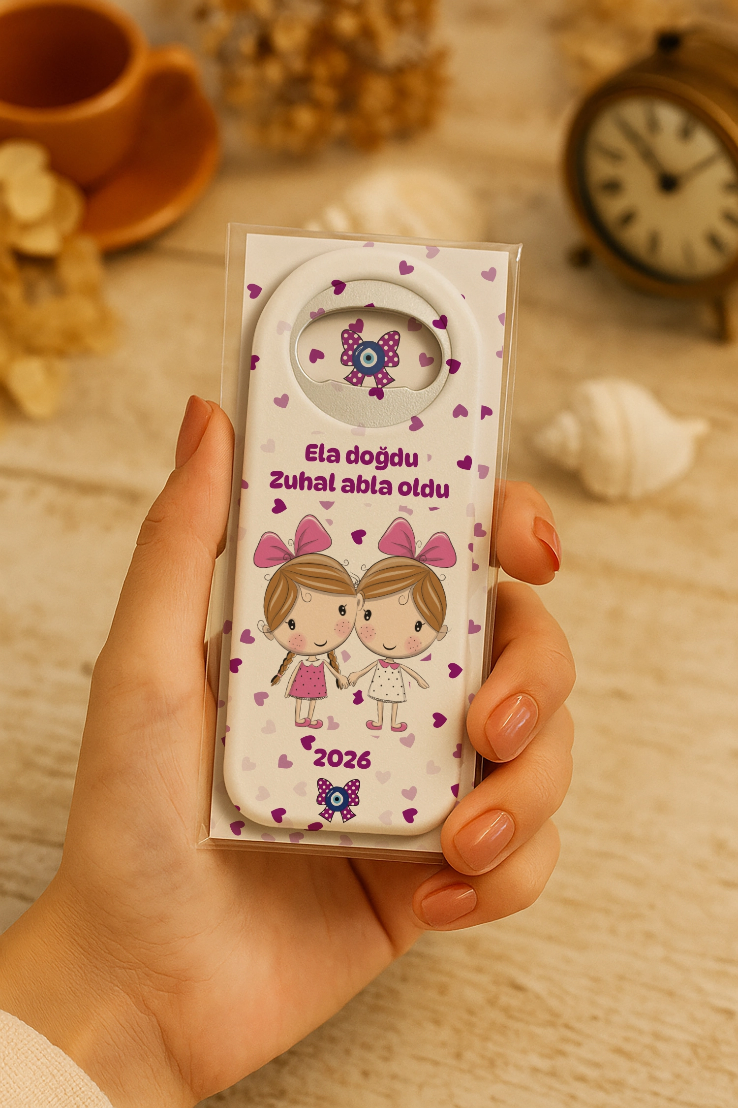Abla Kız Kardeş Temalı Kartlı Uzun Açacak Magnet