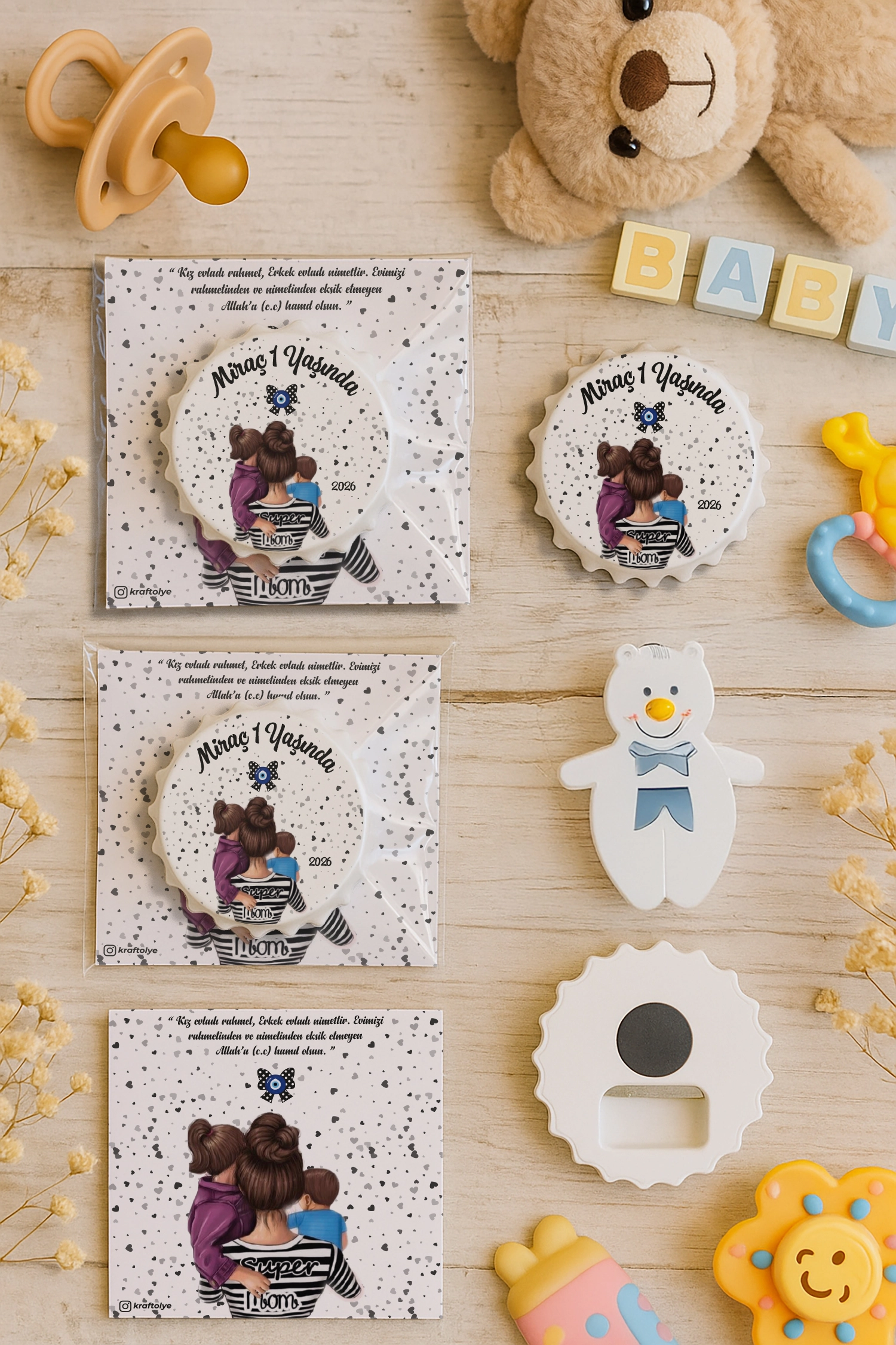 Anne Bebek Temalı Kartlı Kapak Açacak Magnet