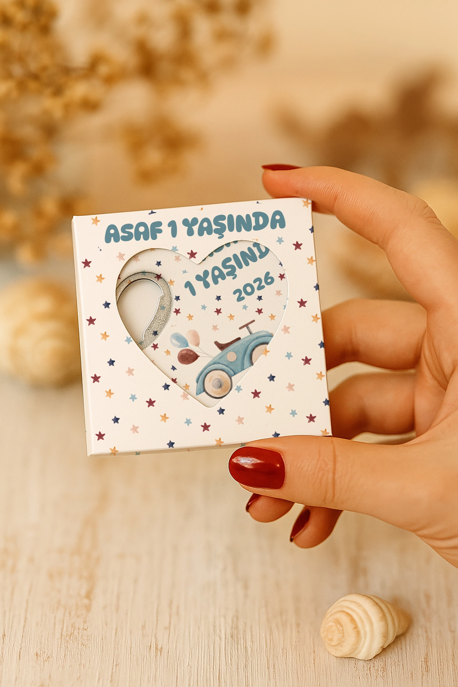 Araba Temalı Kutulu Kalp Açacak Magnet
