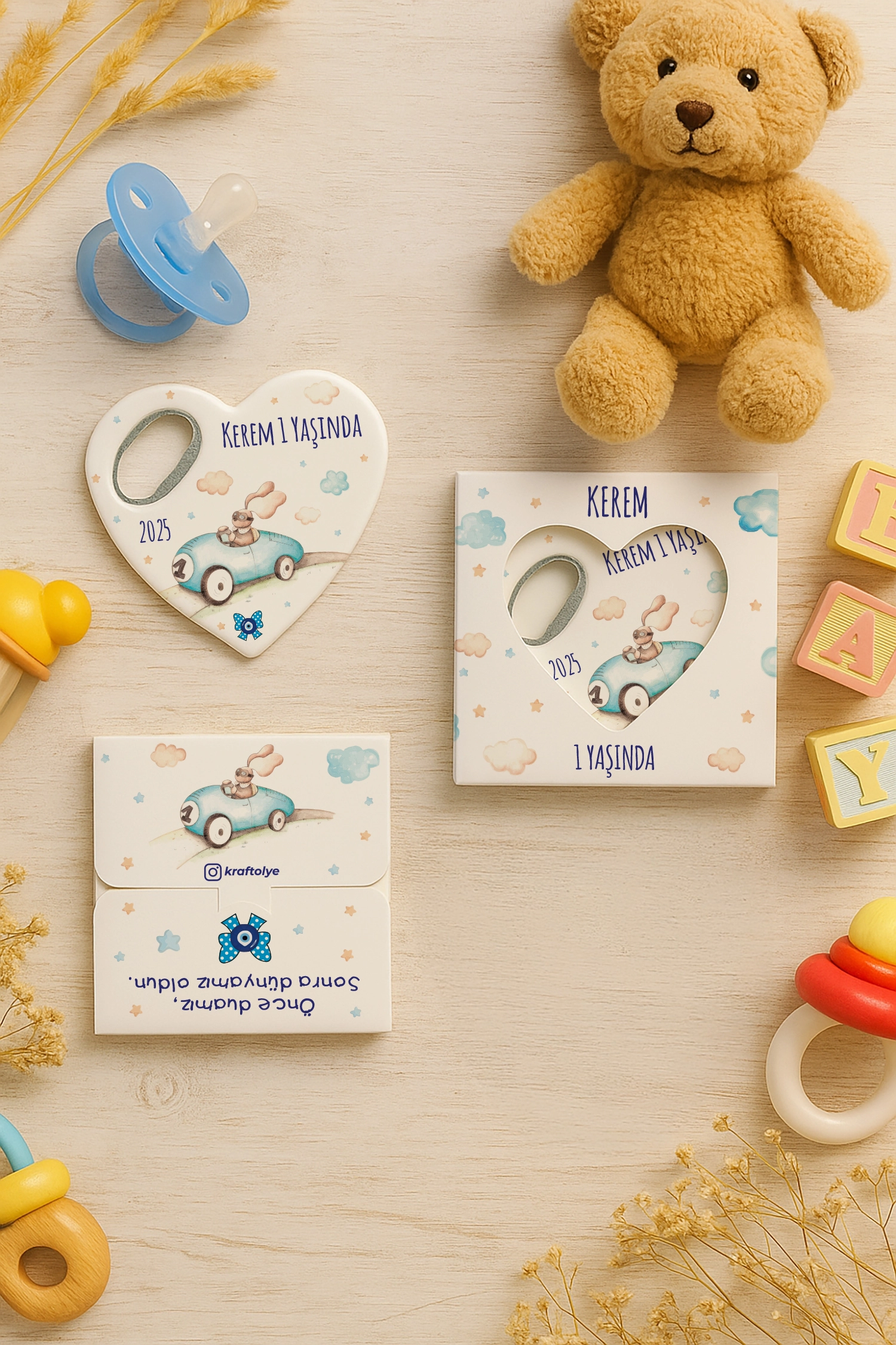 Araba Temalı Kutulu Kalp Açacak Magnet