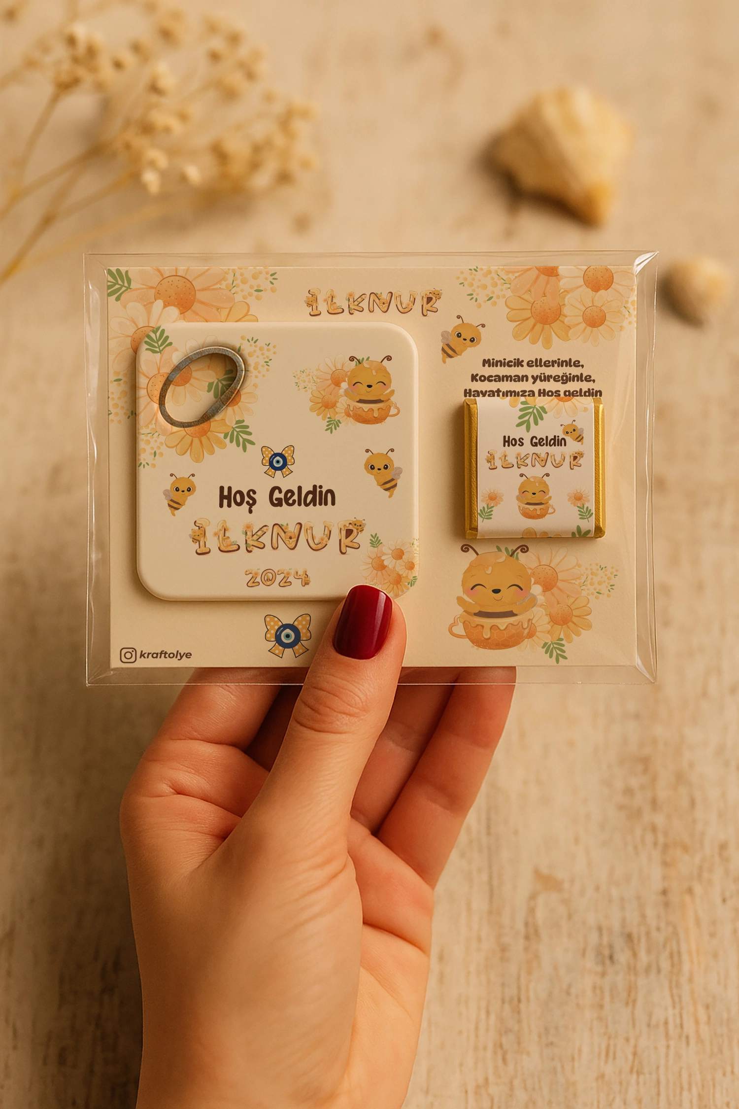 Arı Temalı Çikolatalı Kare Açacak Magnet