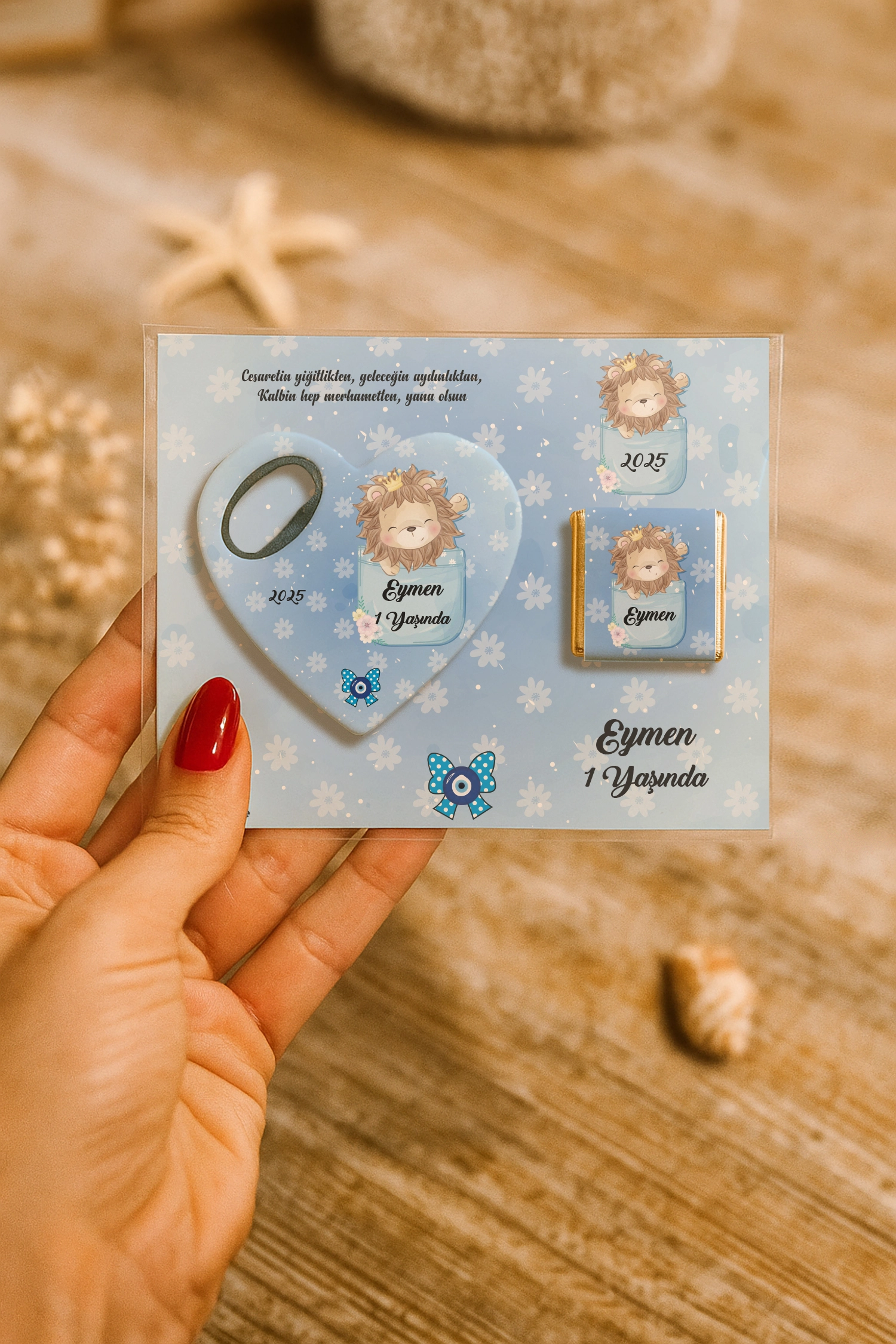 Aslan Temalı Çikolatalı Kalp Açacak Magnet