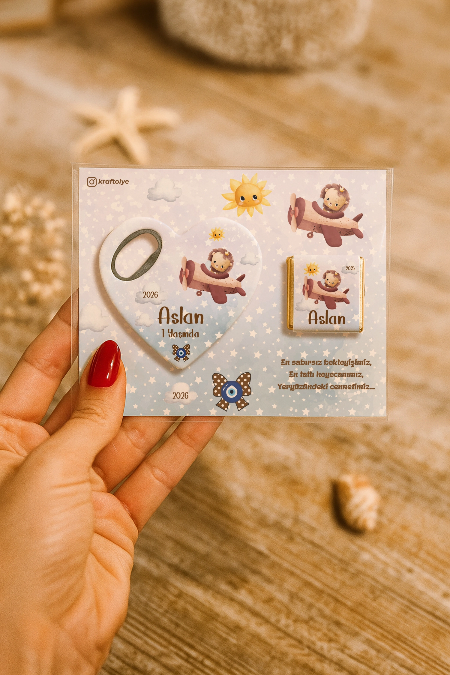 Aslan Temalı Çikolatalı Kalp Açacak Magnet