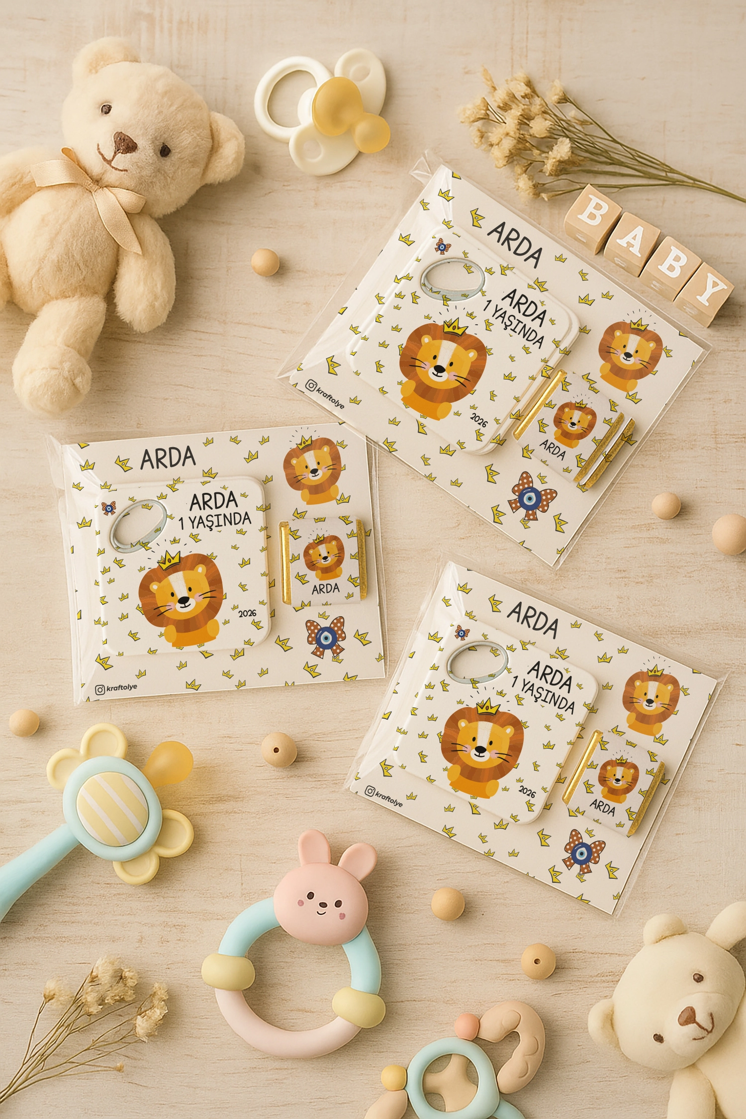 Aslan Temalı Çikolatalı Kare Açacak Magnet
