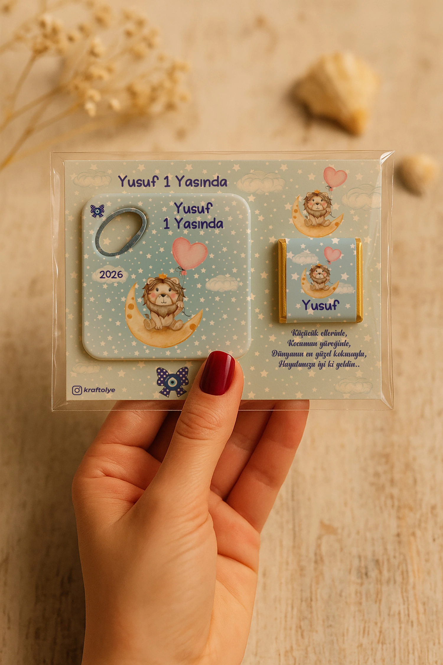Aslan Temalı Çikolatalı Kare Açacak Magnet