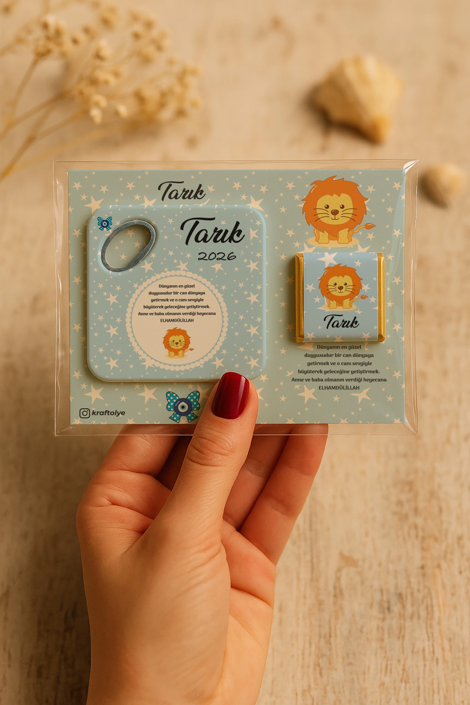 Aslan Temalı Çikolatalı Kare Açacak Magnet
