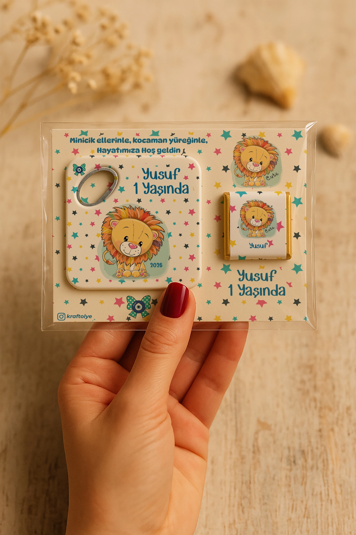 Aslan Temalı Çikolatalı Kare Açacak Magnet
