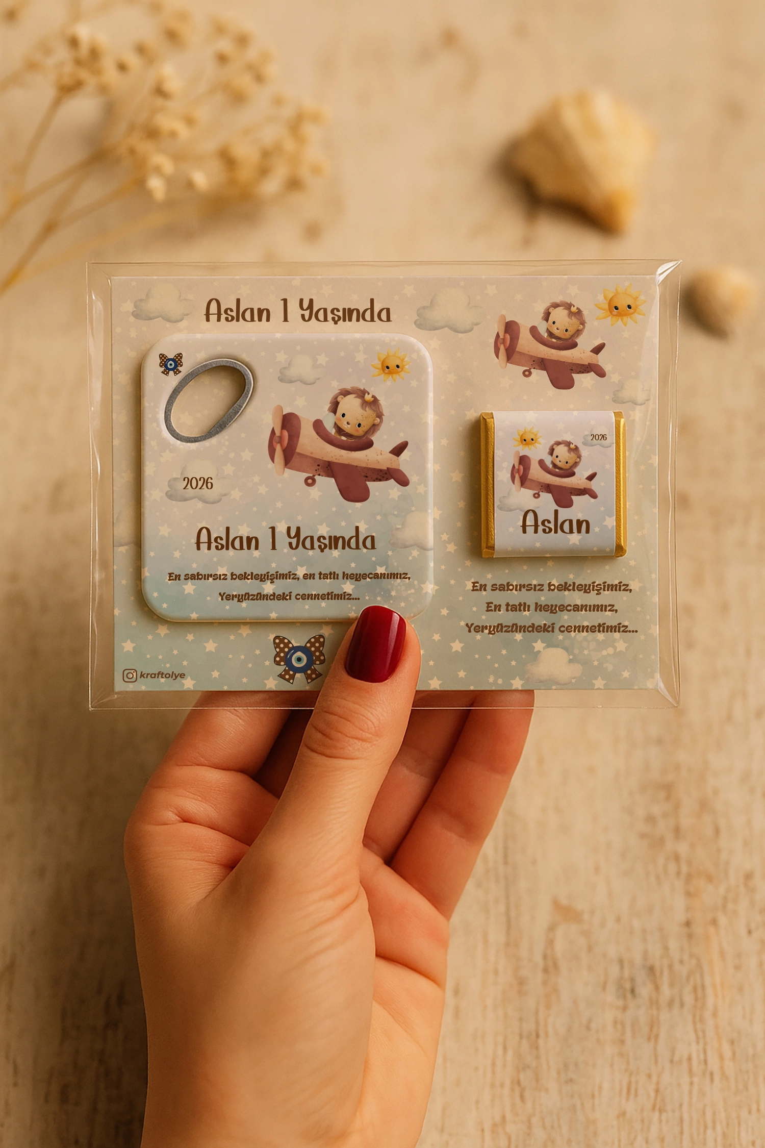 Aslan Temalı Çikolatalı Kare Açacak Magnet