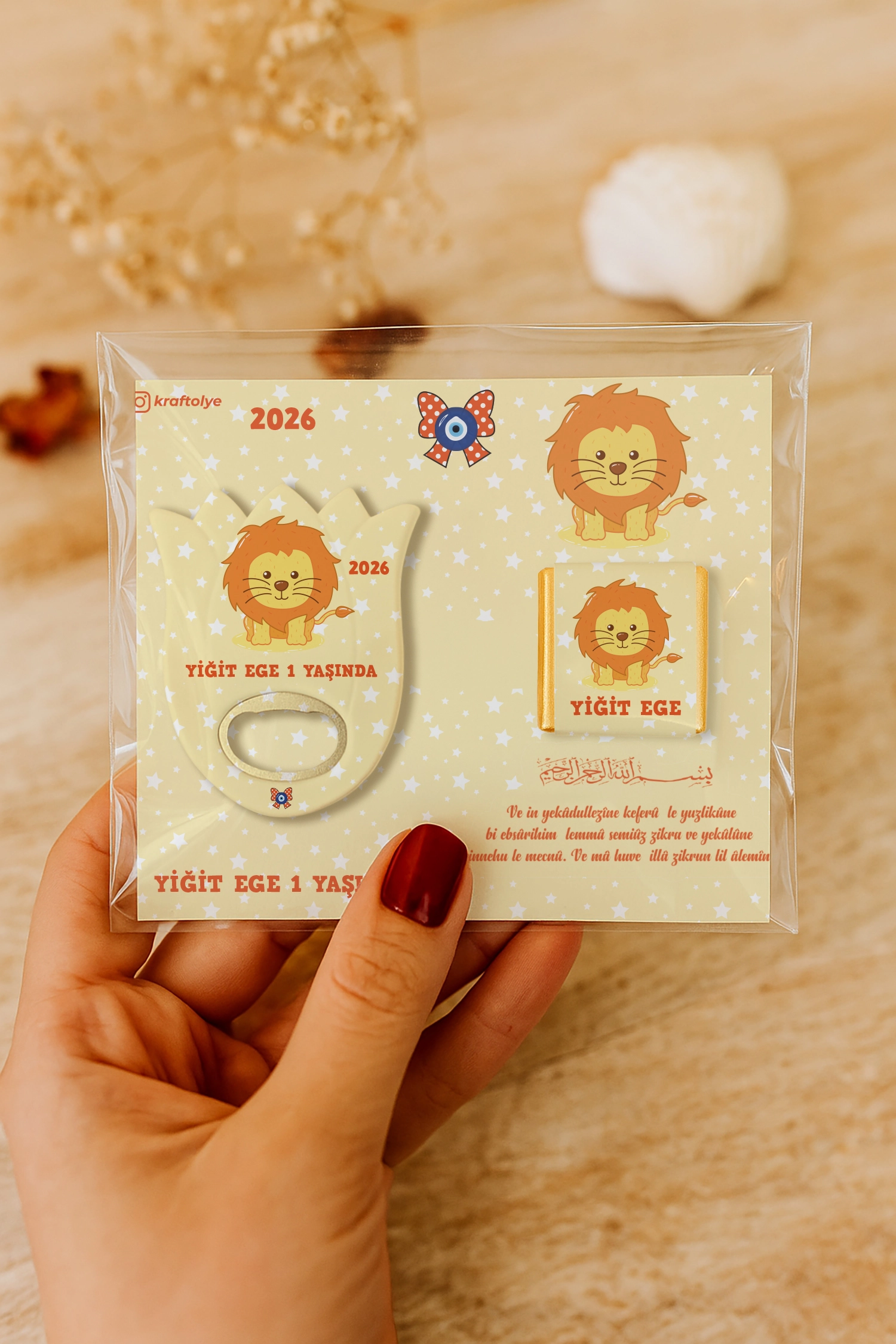 Aslan Temalı Çikolatalı Lale Açacak Magnet