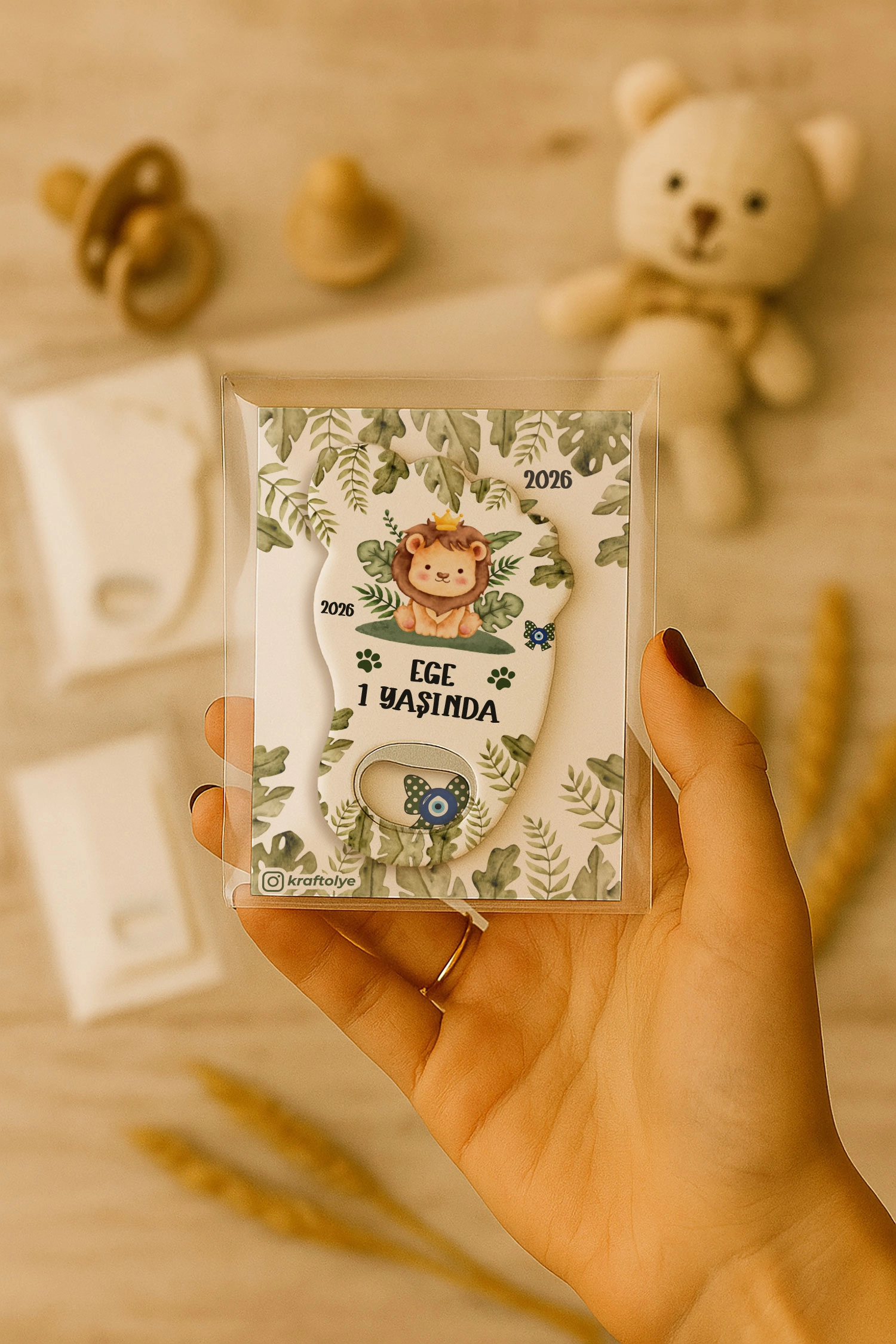 Aslan Temalı Kartlı Ayak İzi Açacak Magnet