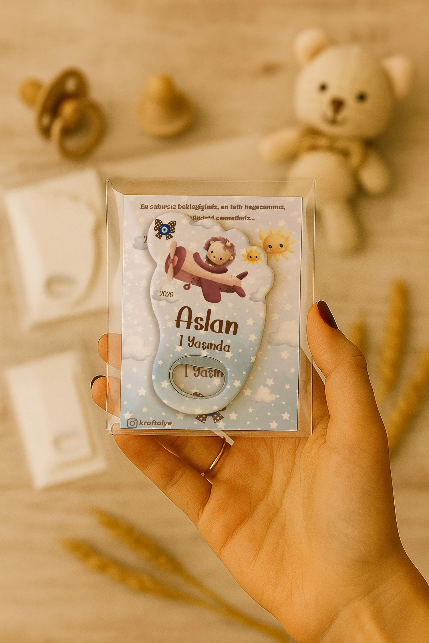 Aslan Temalı Kartlı Ayak İzi Açacak Magnet