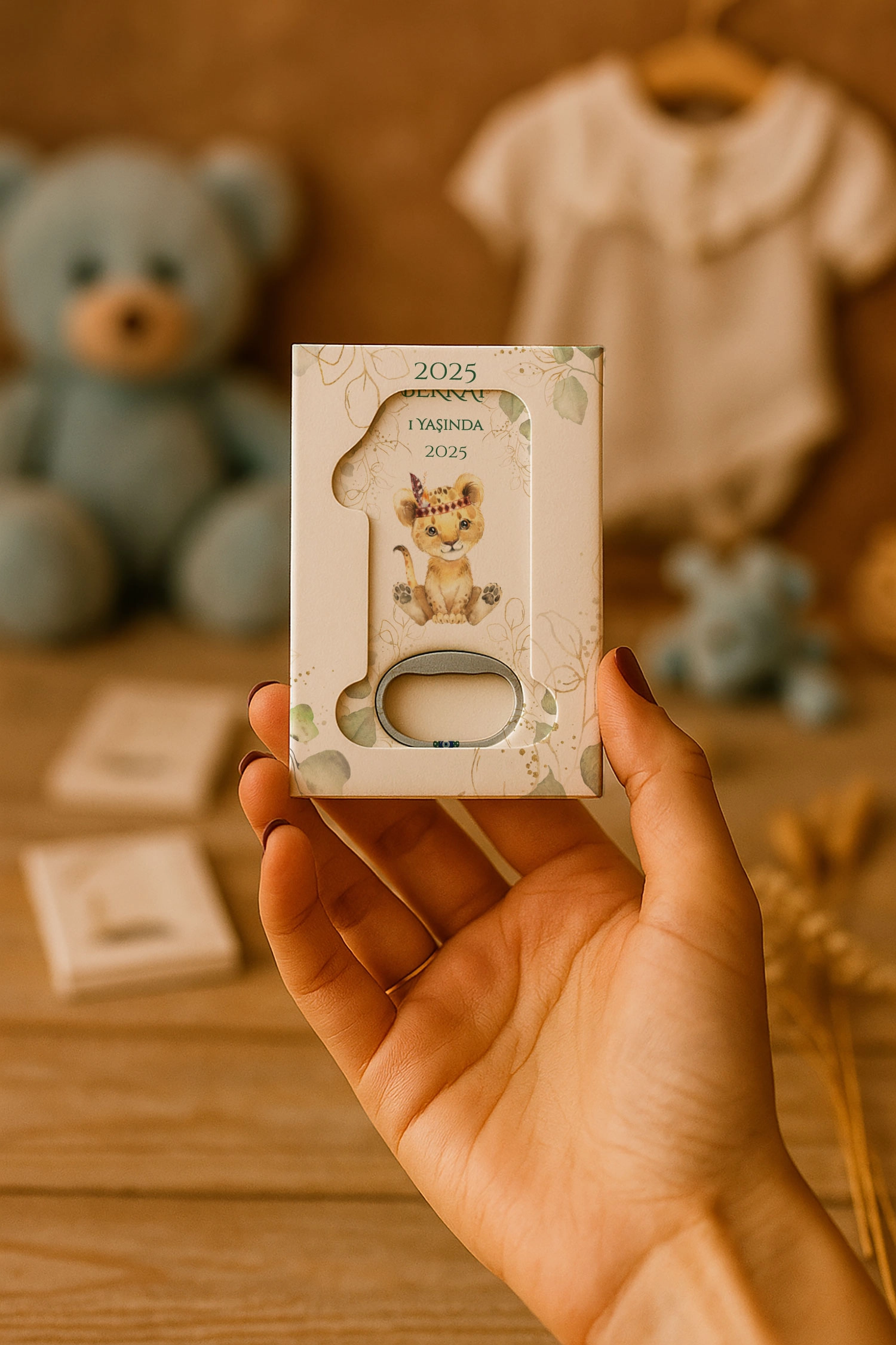 Aslan Temalı Kutulu 1 Yaş Açacak Magnet