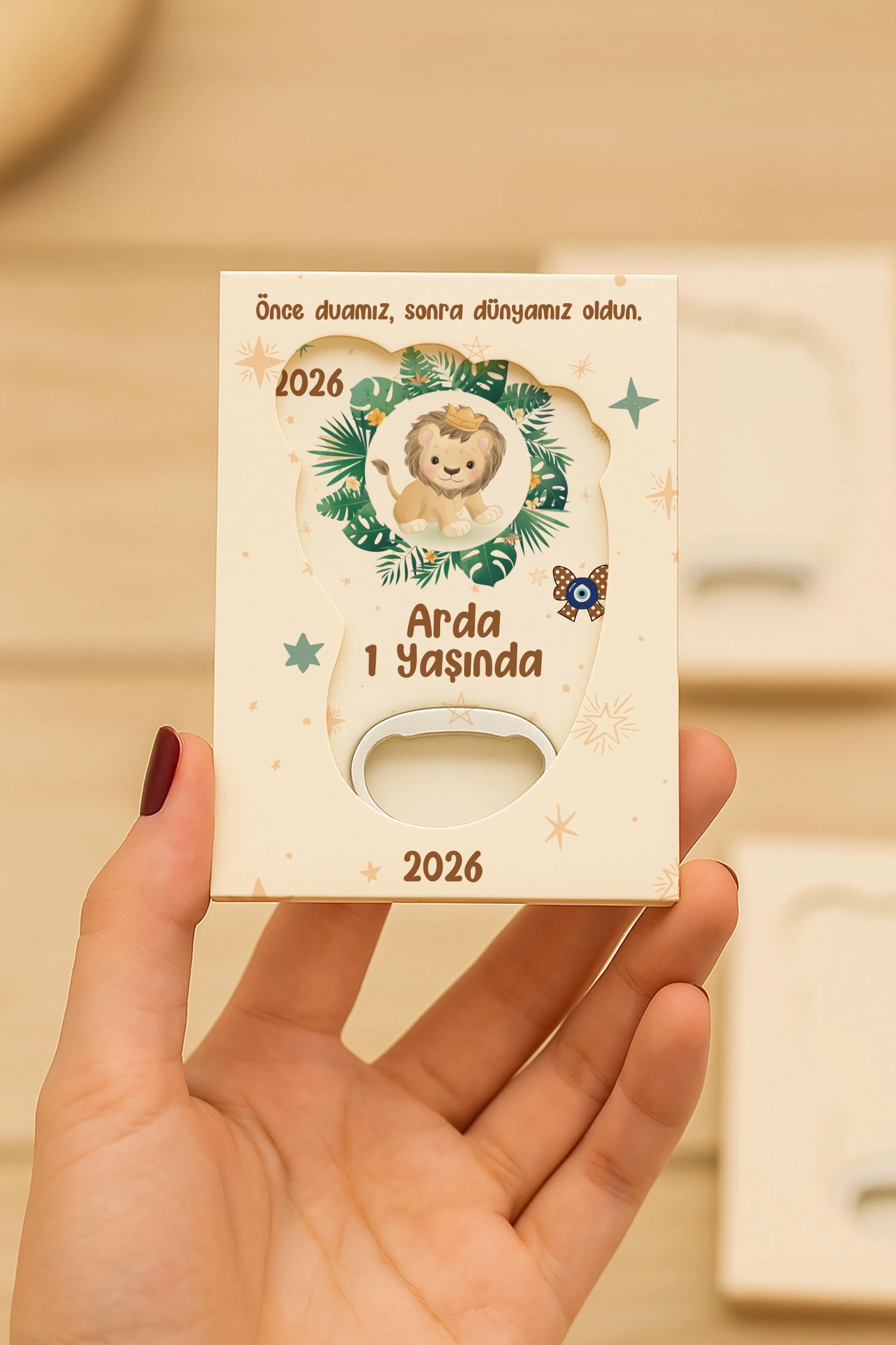 Aslan Temalı Kutulu Ayak İzi Açacak Magnet