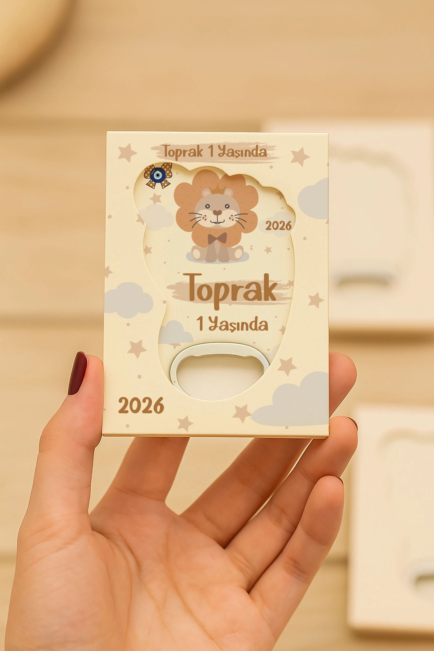 Aslan Temalı Kutulu Ayak İzi Açacak Magnet