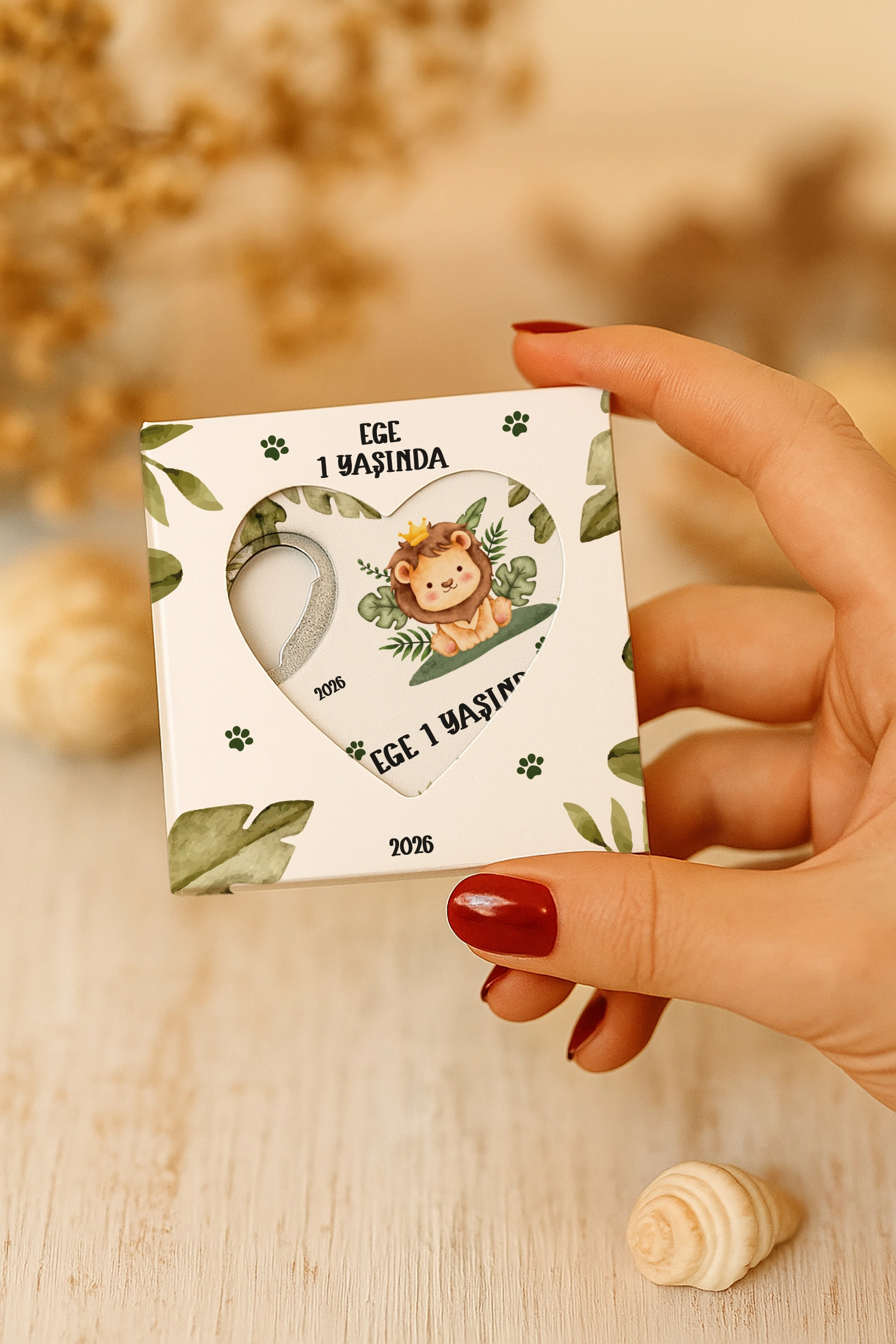 Aslan Temalı Kutulu Kalp Açacak Magnet