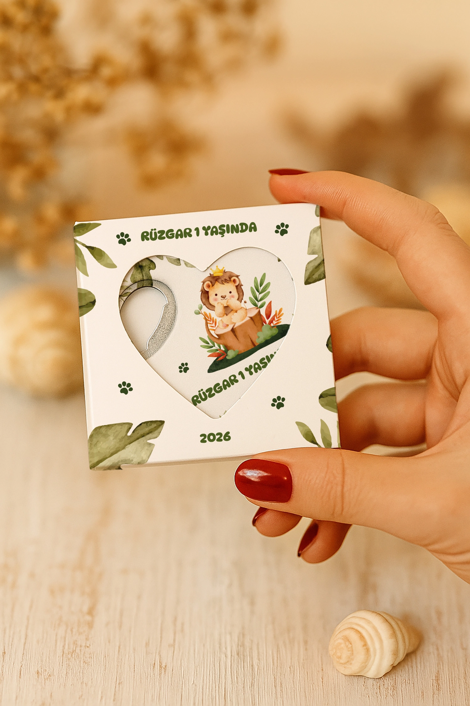 Aslan Temalı Kutulu Kalp Açacak Magnet