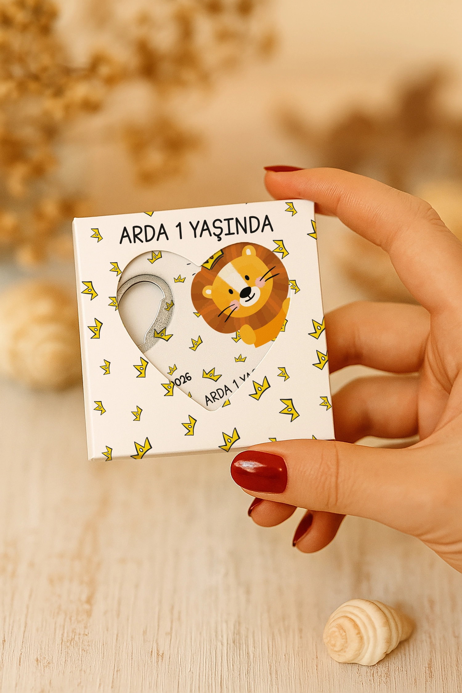 Aslan Temalı Kutulu Kalp Açacak Magnet