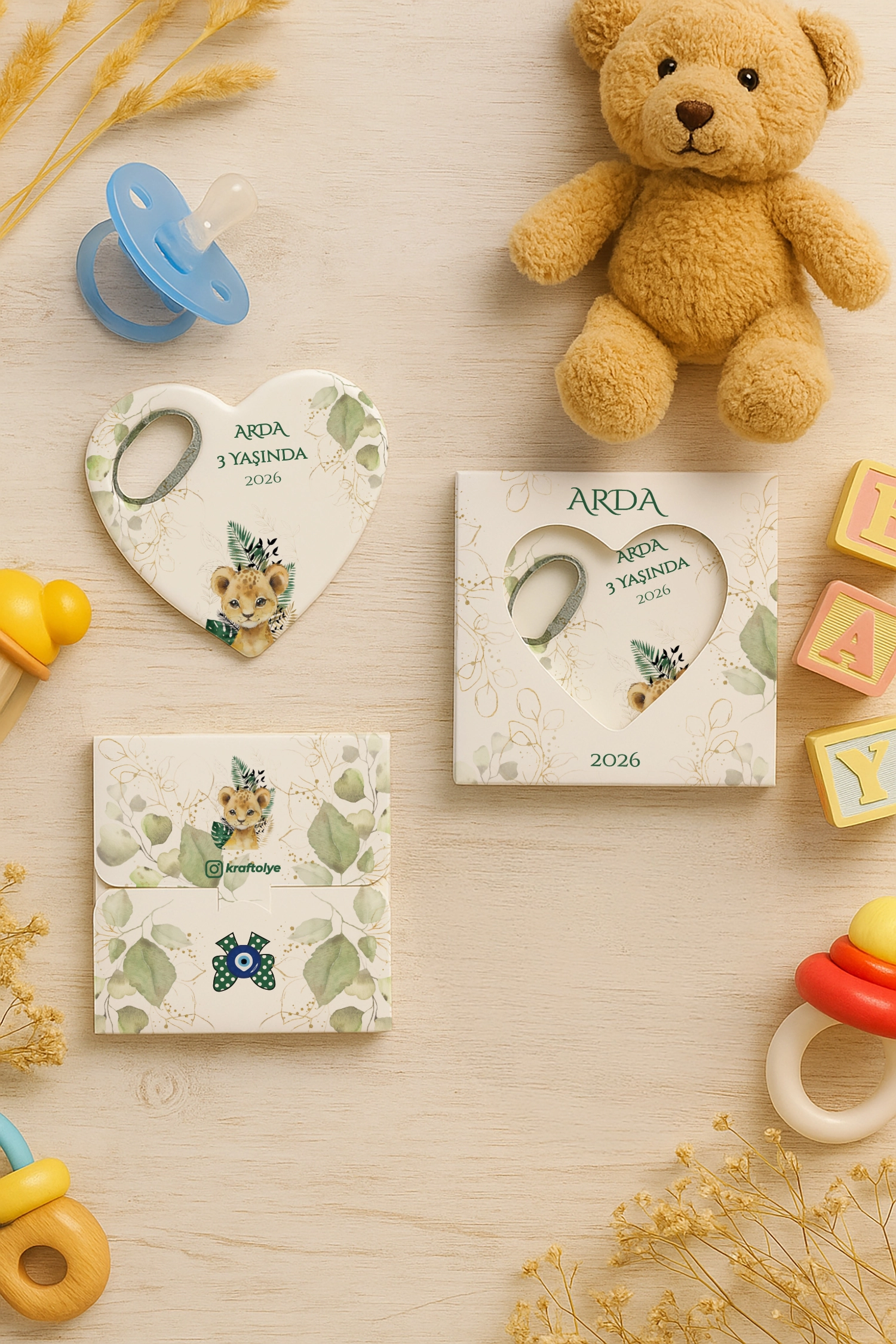 Aslan Temalı Kutulu Kalp Açacak Magnet