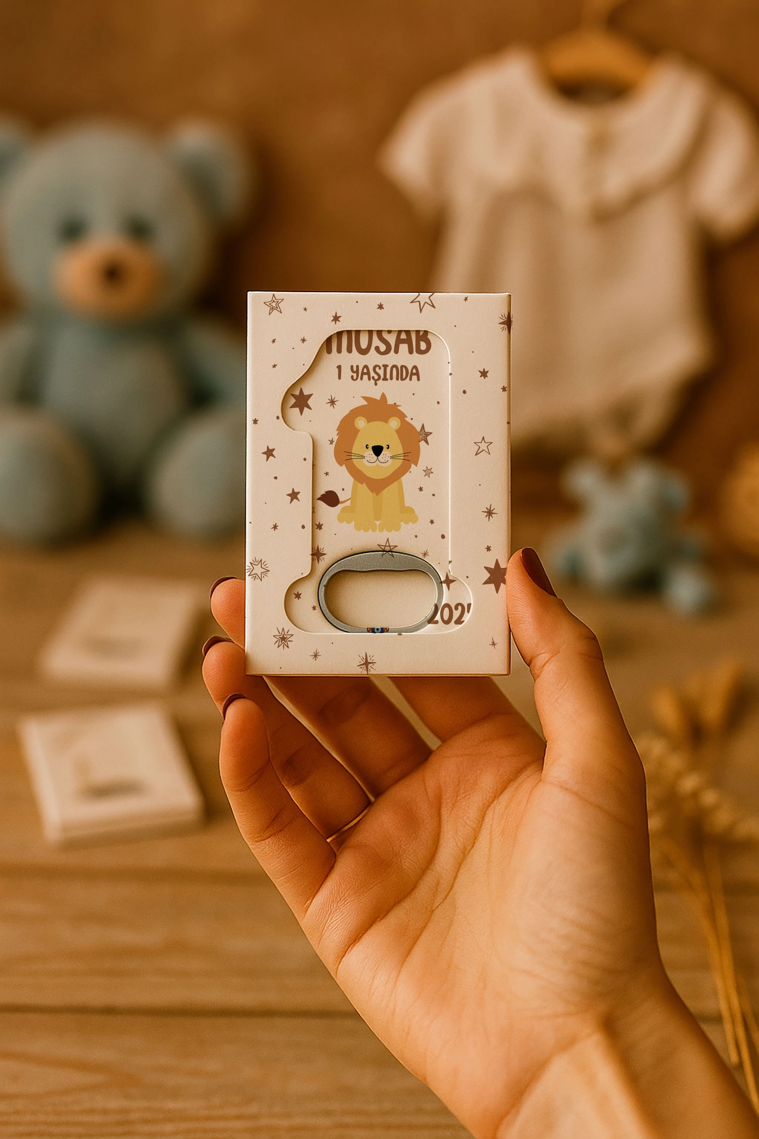 Aslan Temalı Mühürlü 1 Yaş Açacak Magnet
