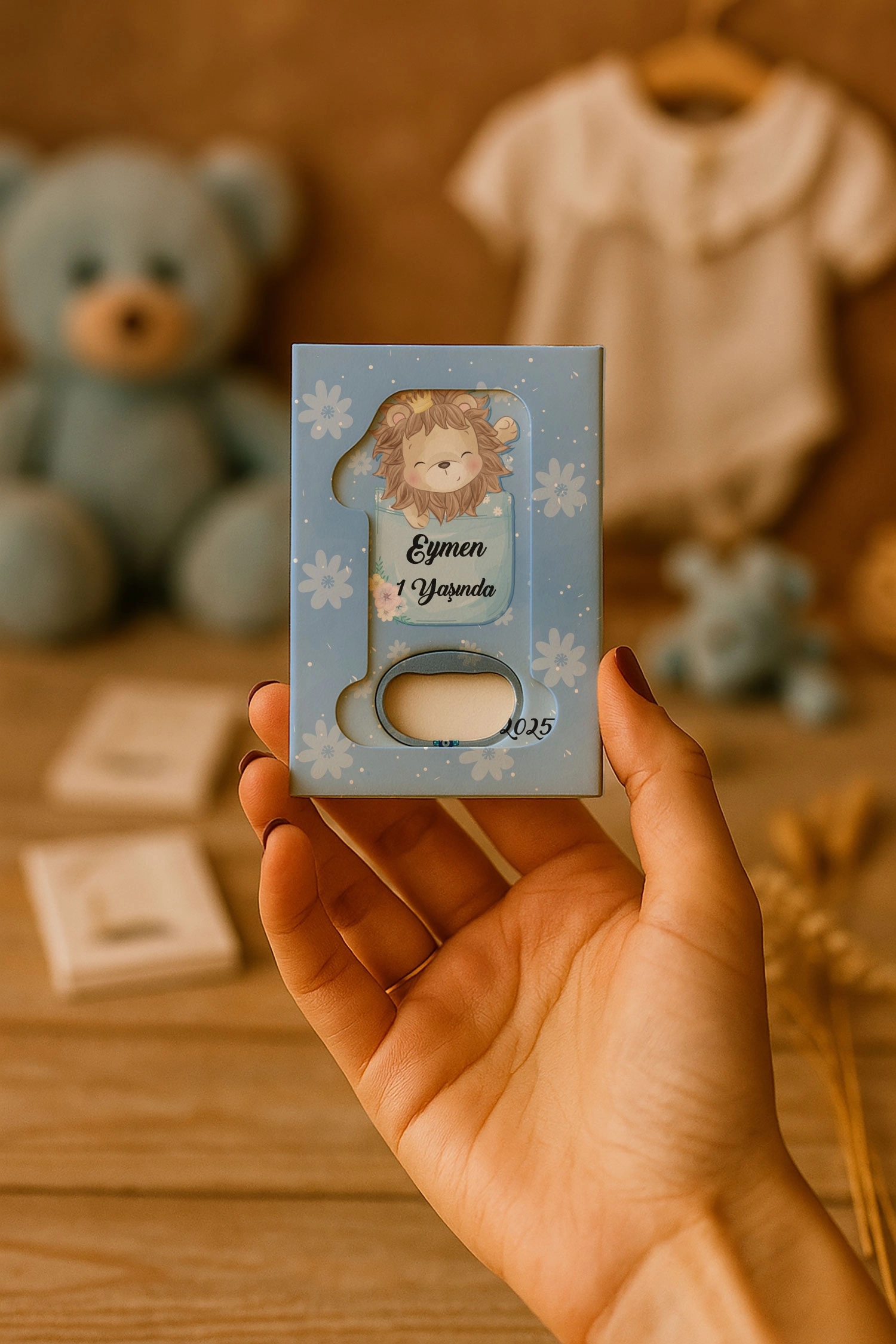 Aslan Temalı Mühürlü 1 Yaş Açacak Magnet