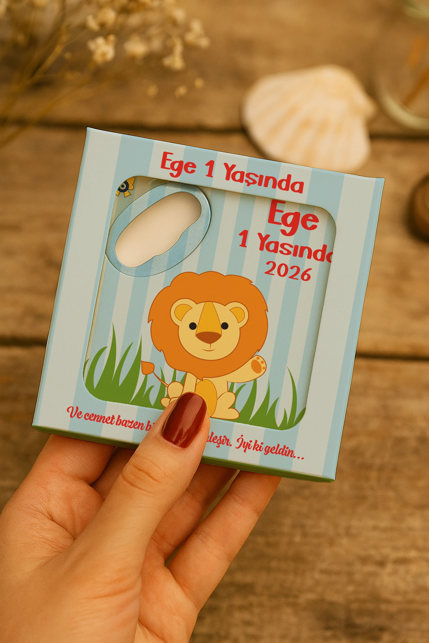 Aslan Temalı Mühürlü Kare Açacak Magnet