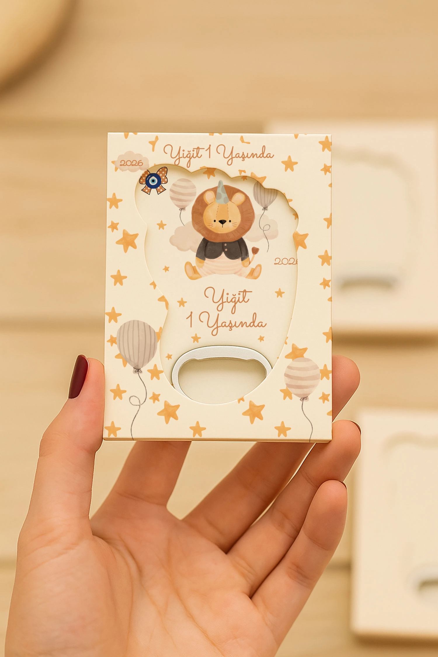 Aslan Temalı Mühürlü Kutulu Ayak İzi Açacak Magnet