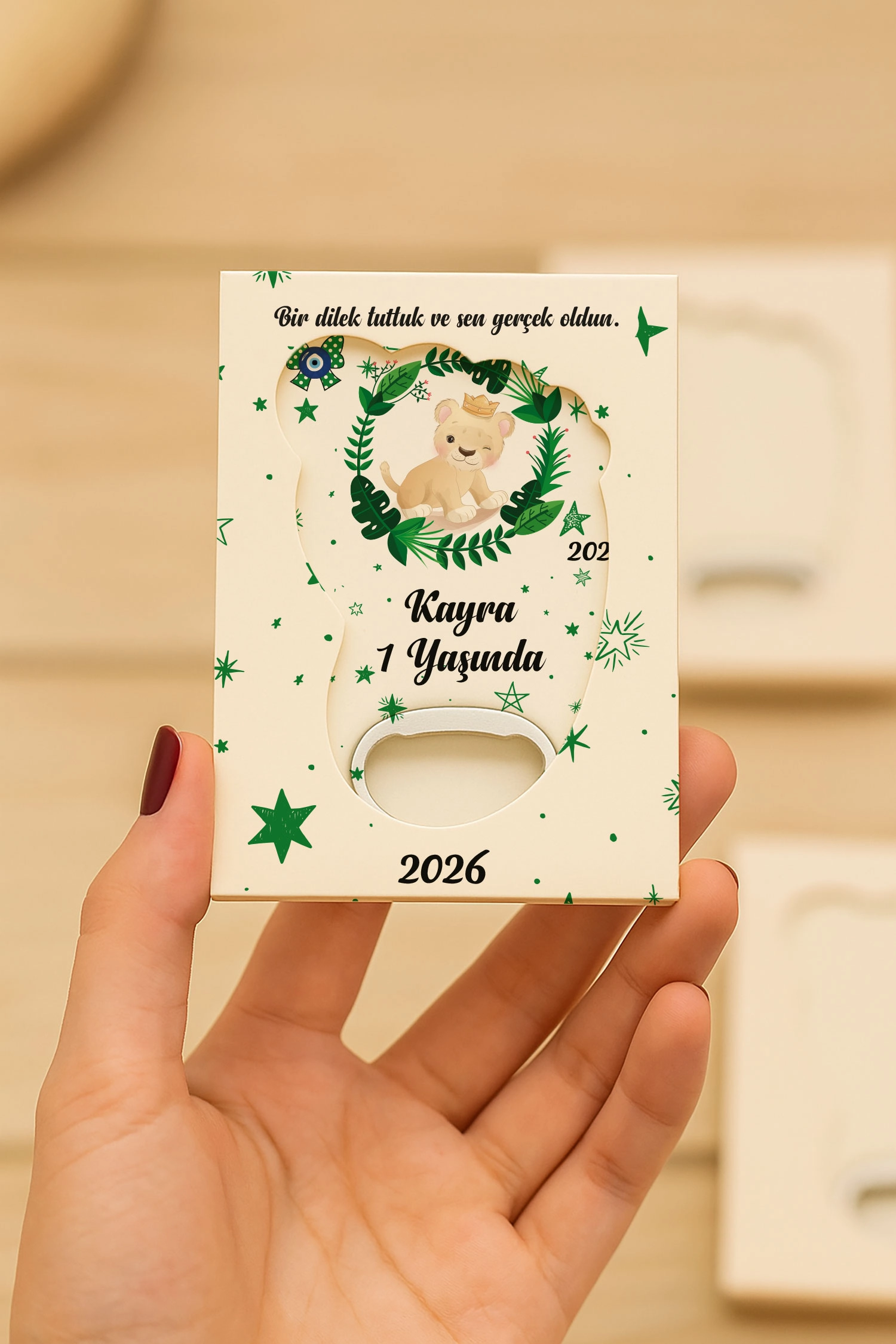 Aslan Temalı Mühürlü Kutulu Ayak İzi Açacak Magnet