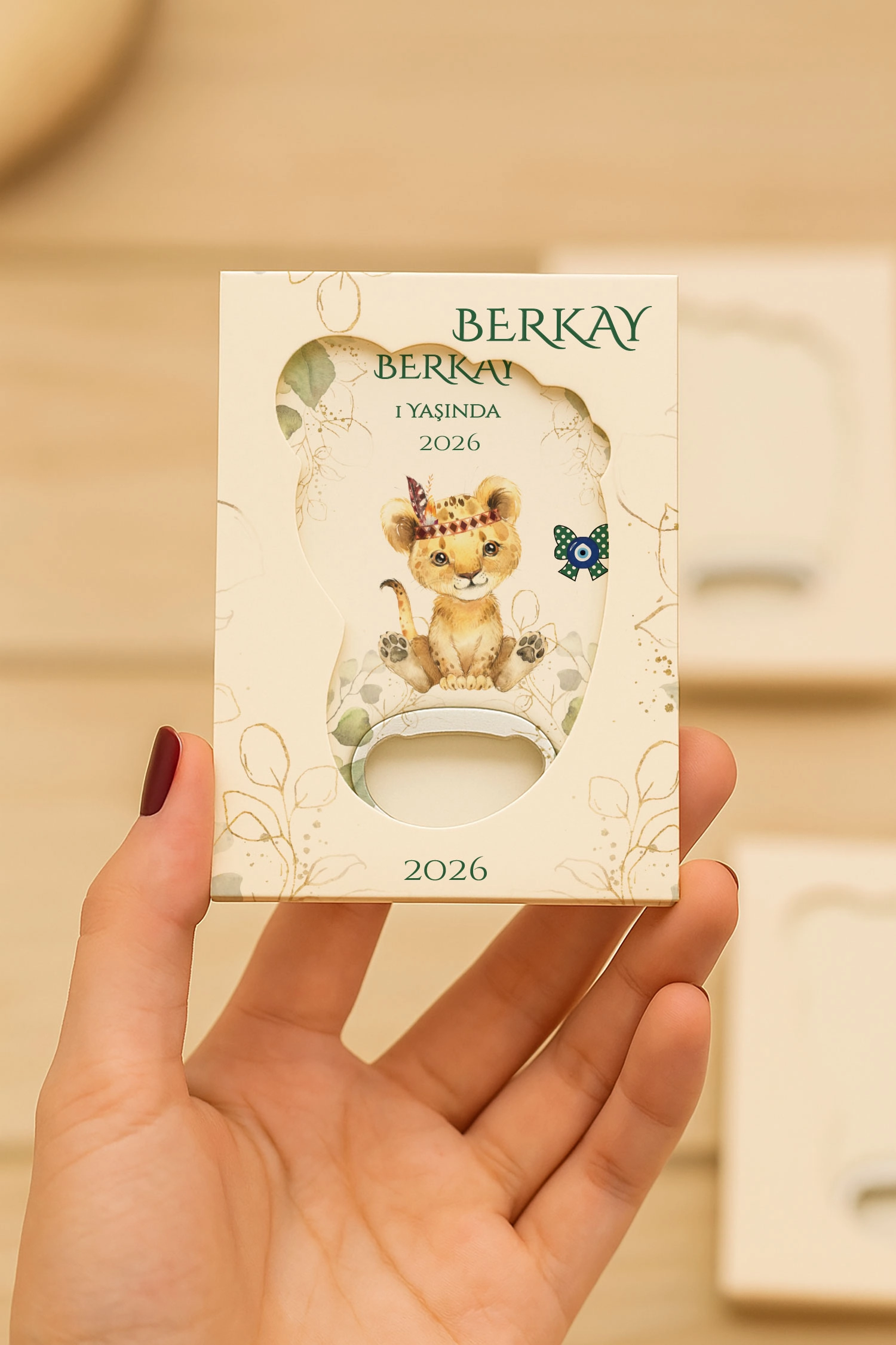Aslan Temalı Mühürlü Kutulu Ayak İzi Açacak Magnet