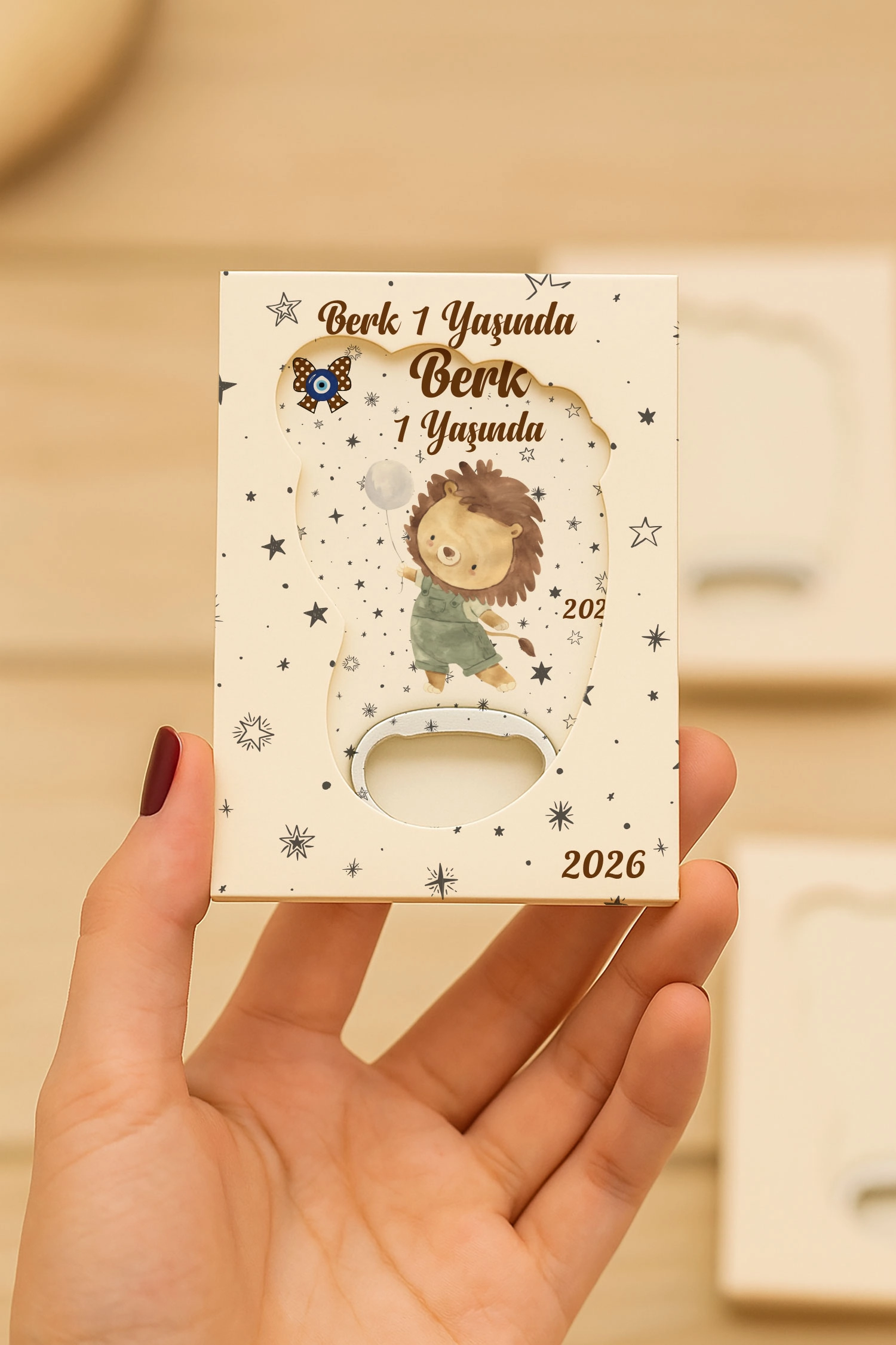 Aslan Temalı Mühürlü Kutulu Ayak İzi Açacak Magnet
