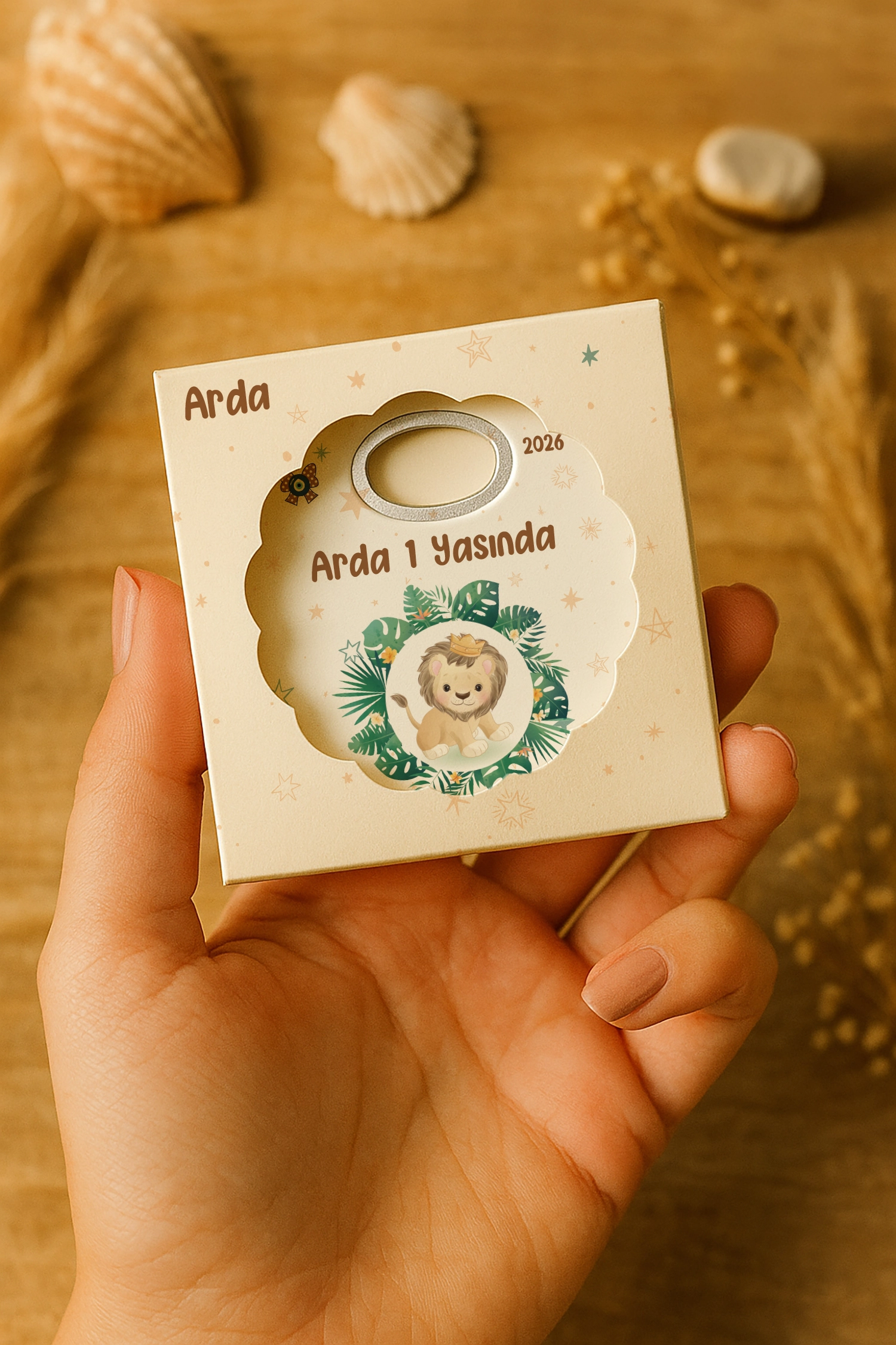 Aslan Temalı Mühürlü Papatya Açacak Magnet