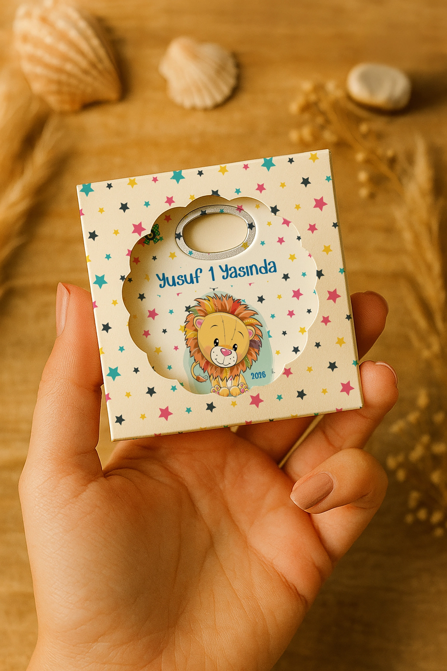 Aslan Temalı Mühürlü Papatya Açacak Magnet